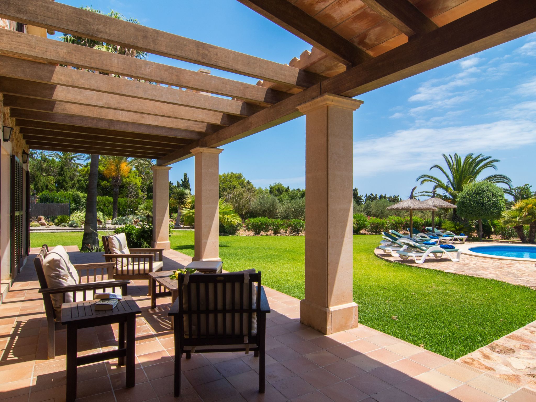 Fantastische Finca mit überdachter Terrasse-Dedans