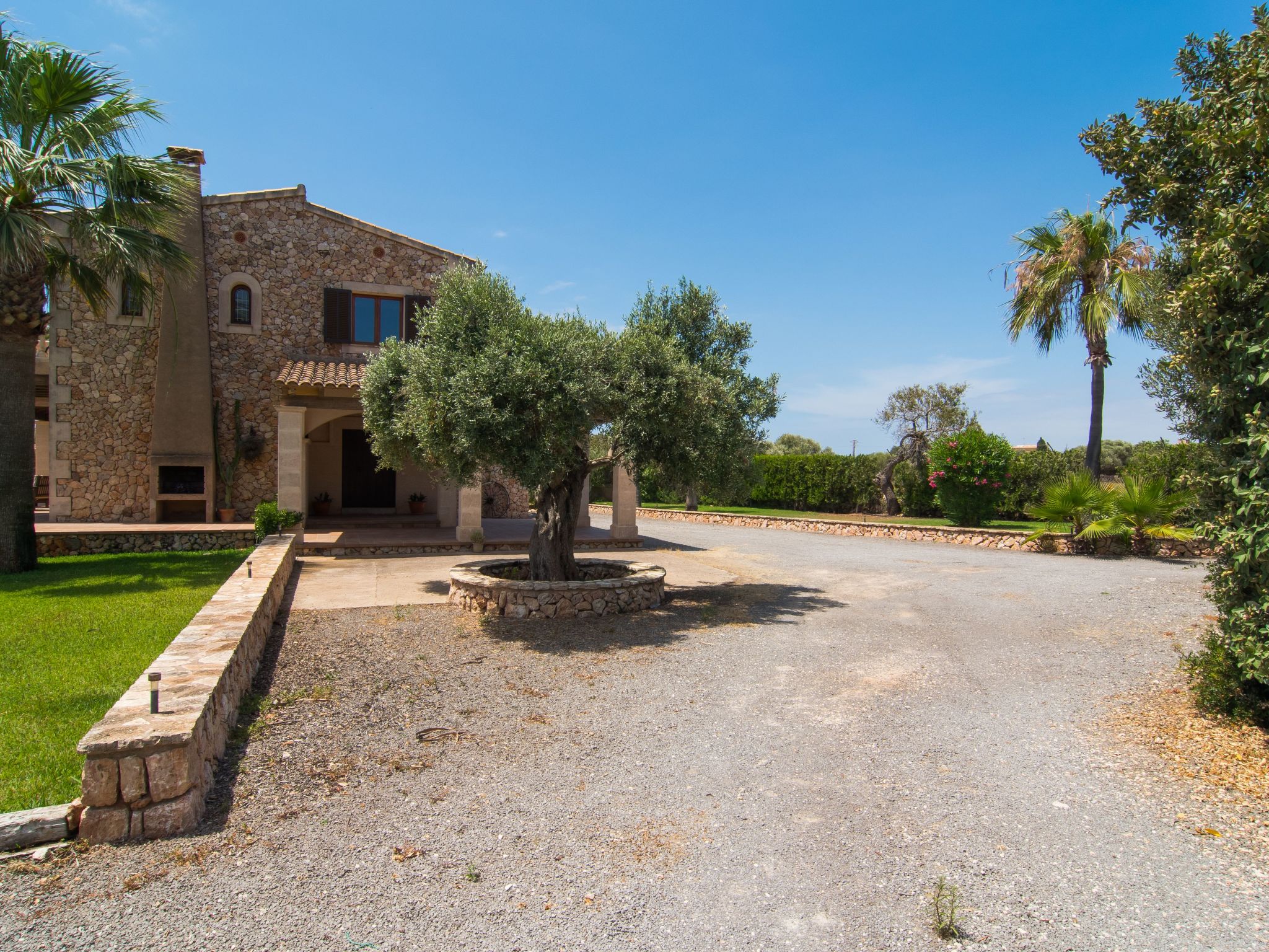 Fantastische Finca mit überdachter Terrasse-Dedans