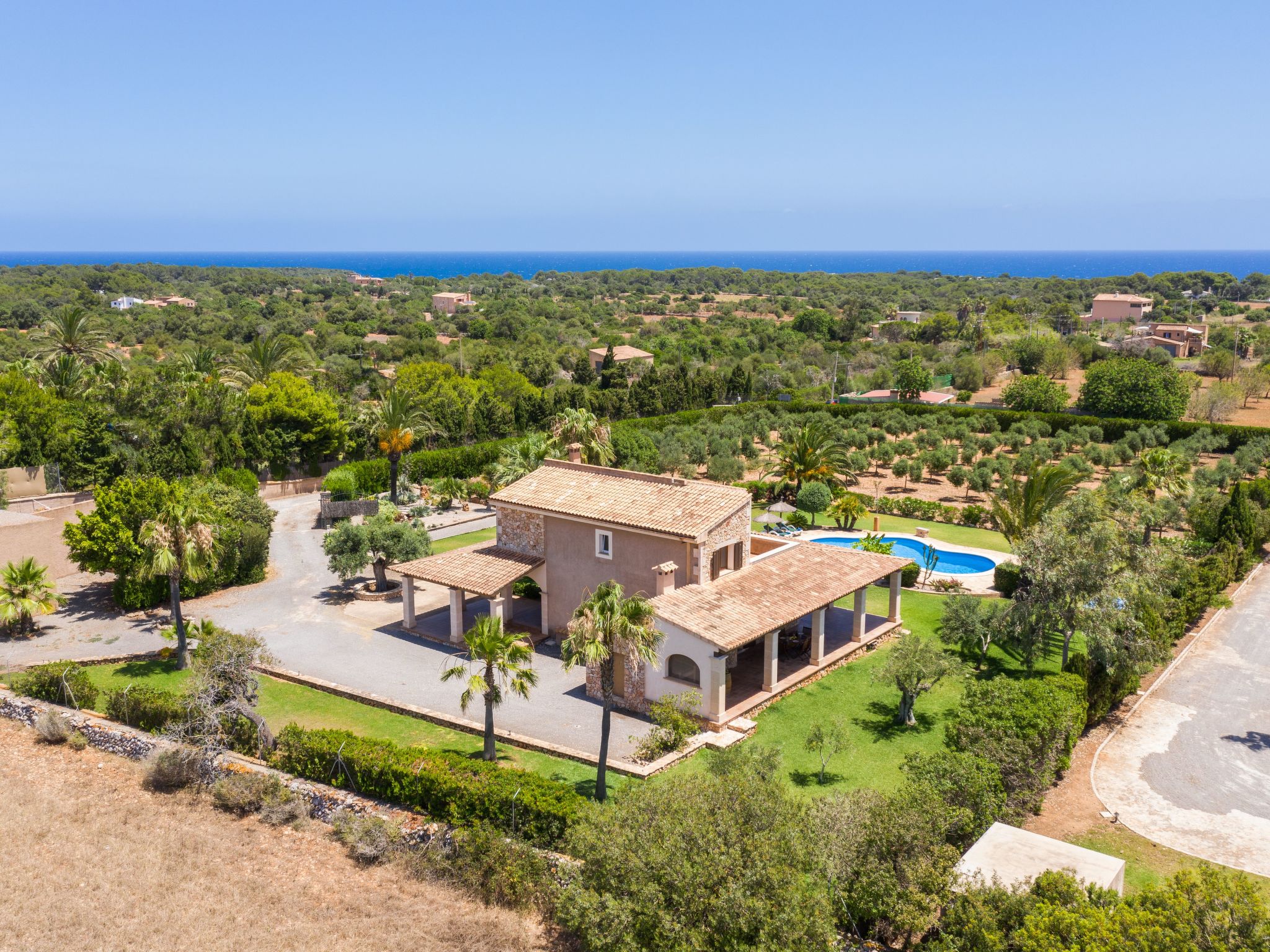 Fantastische Finca mit überdachter Terrasse-Dedans