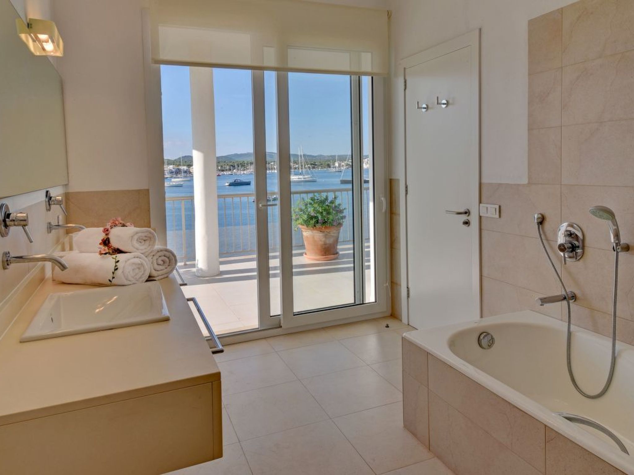 Can Marilla-Image-tags.info