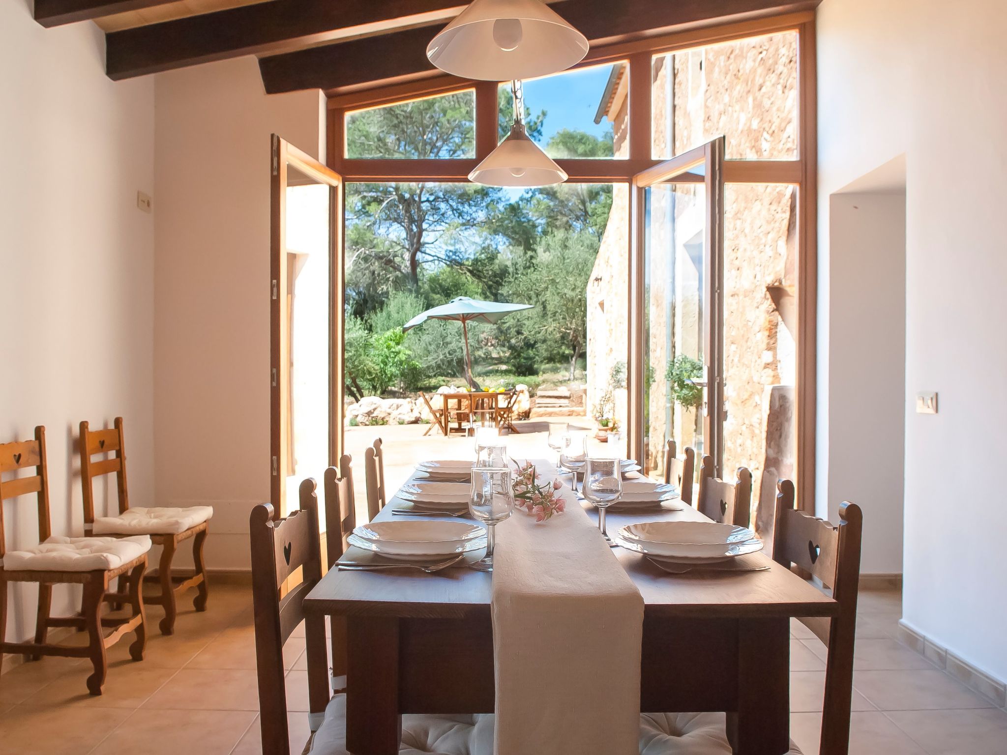 Salas Nou-Image-tags.info