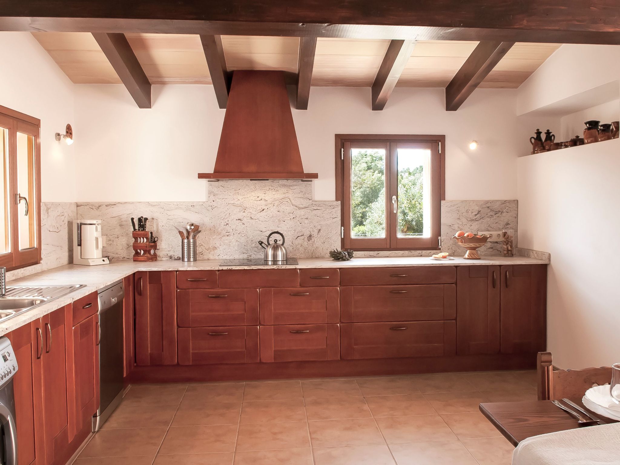 Salas Nou-Image-tags.info