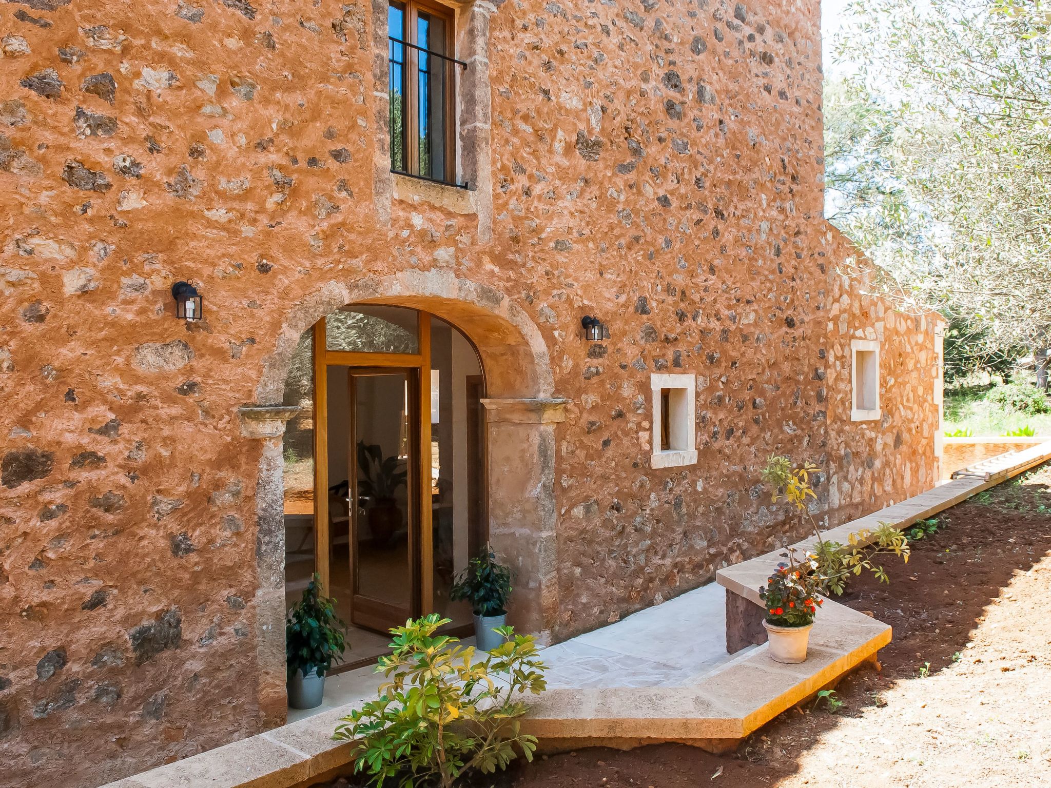 Salas Nou-Image-tags.info