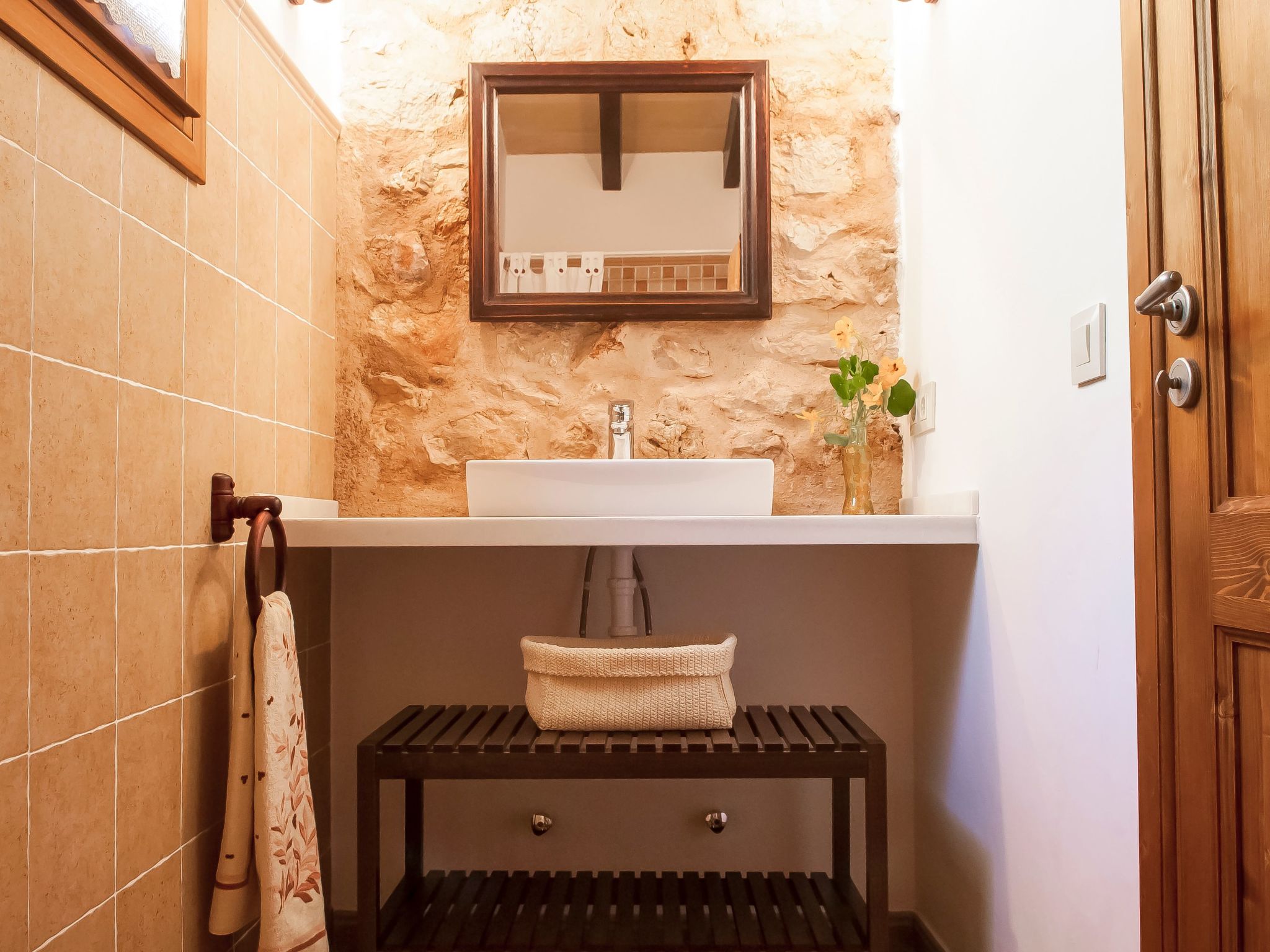 Salas Nou-Image-tags.info