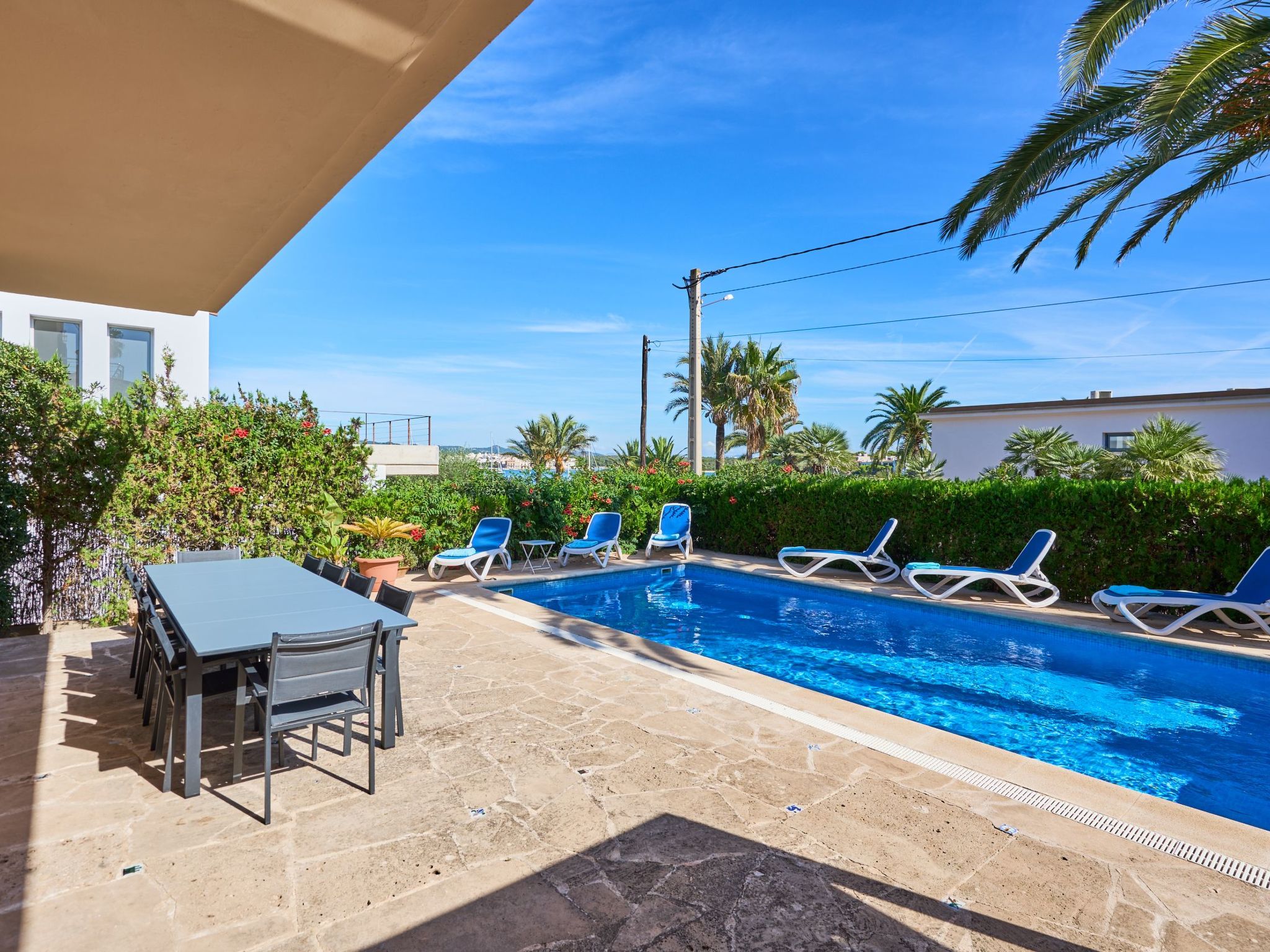 Mesquida-Image-tags.info