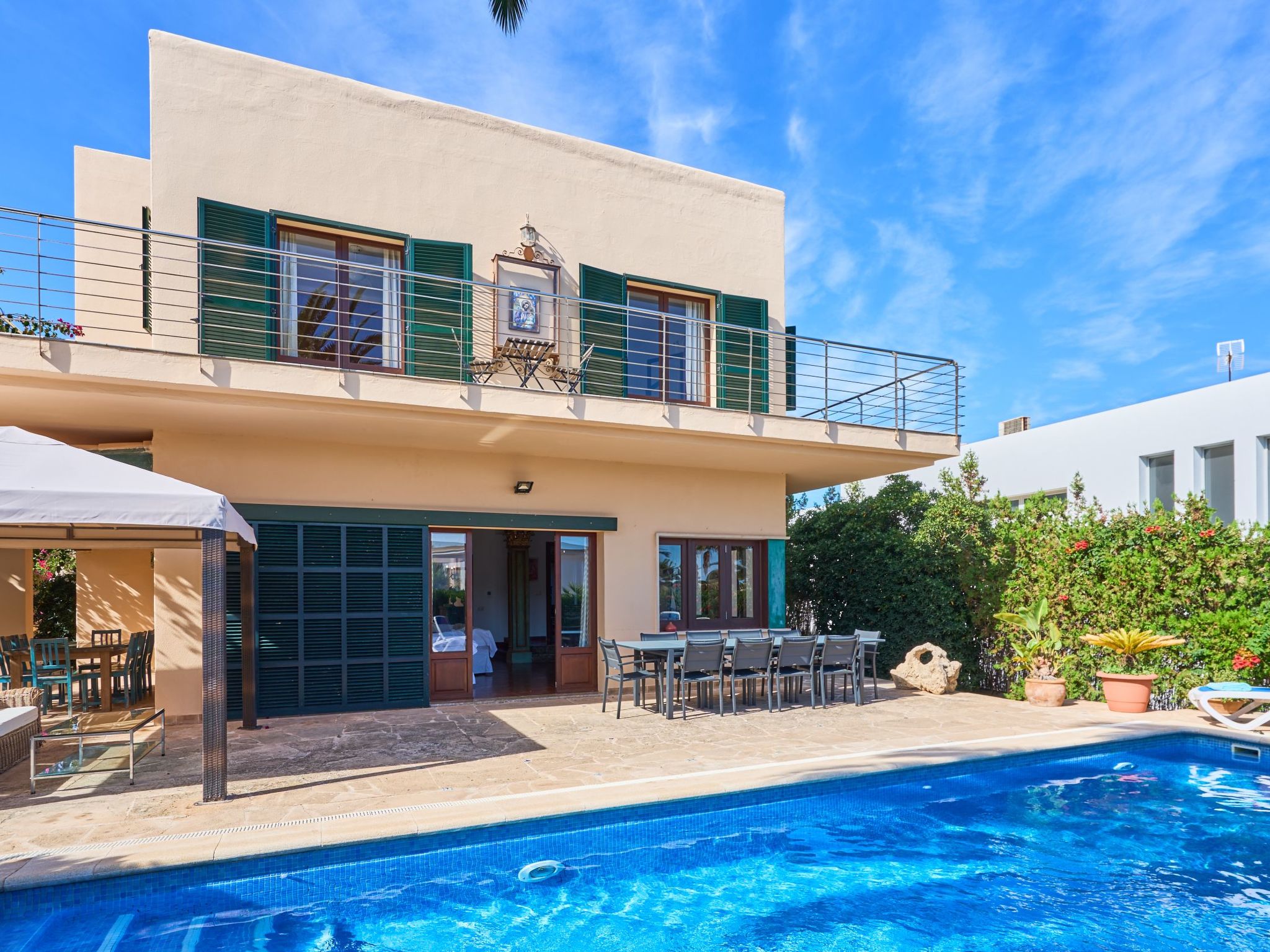 Mesquida-Image-tags.info