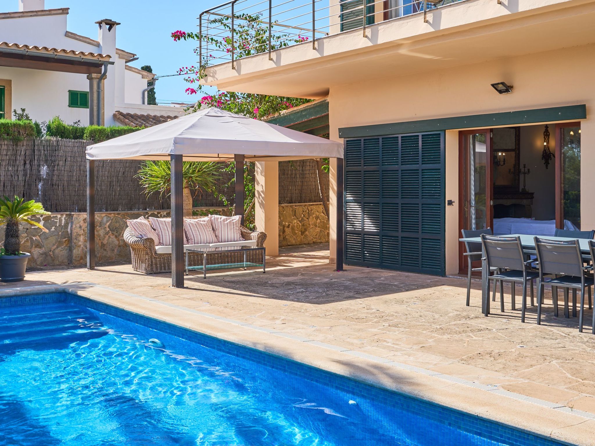 Mesquida-Image-tags.info