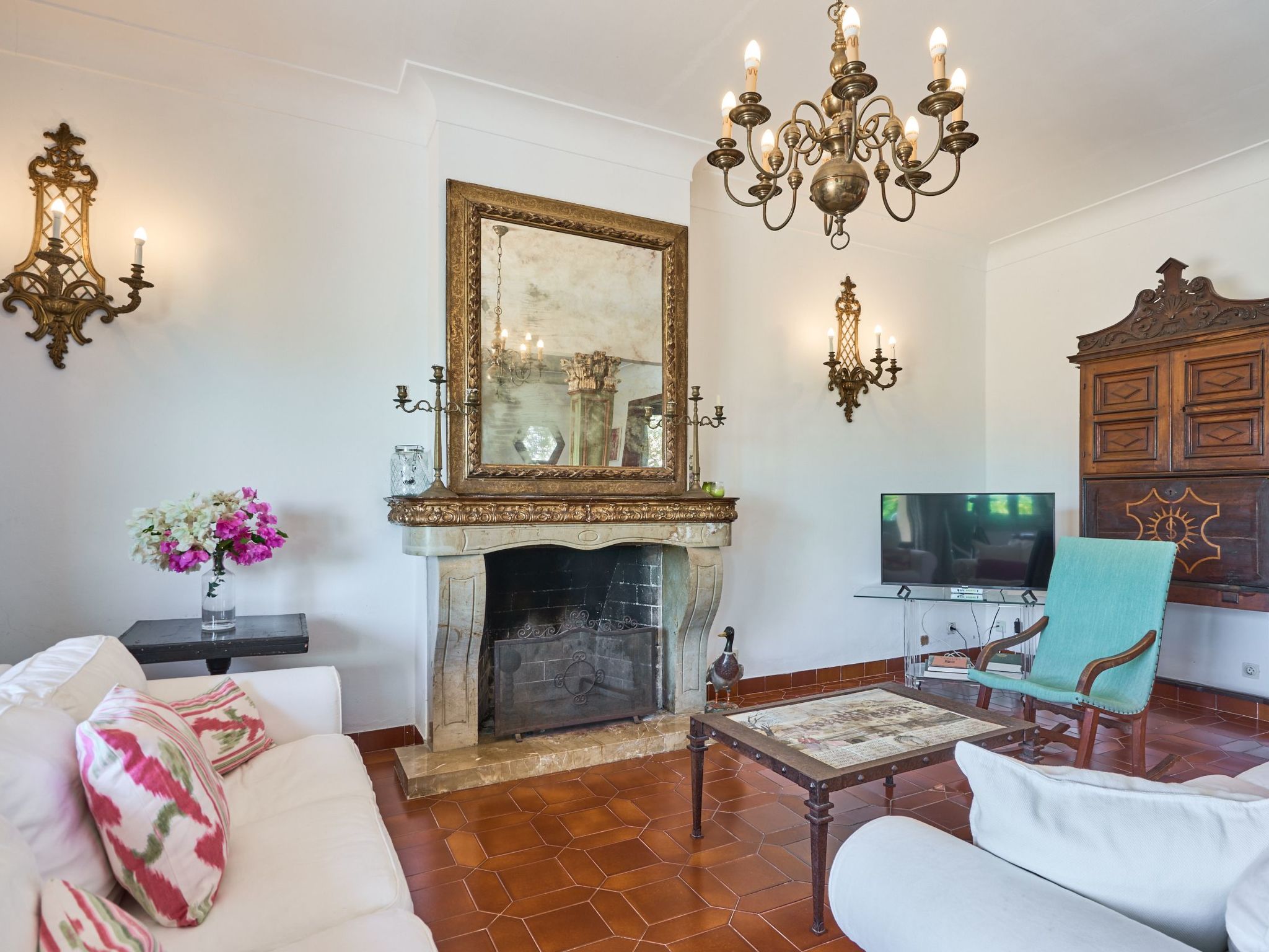 Mesquida-Image-tags.info