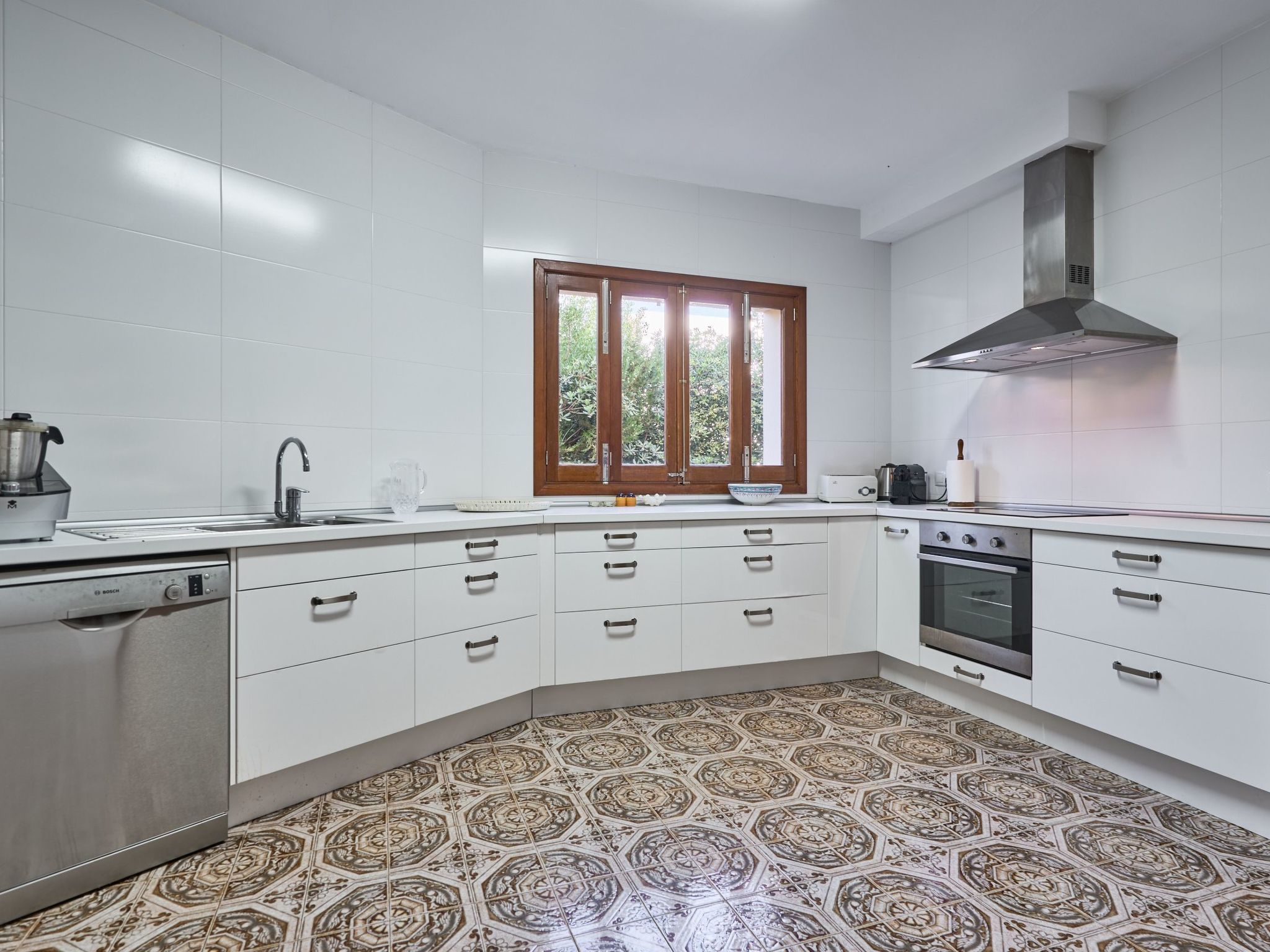 Mesquida-Image-tags.info