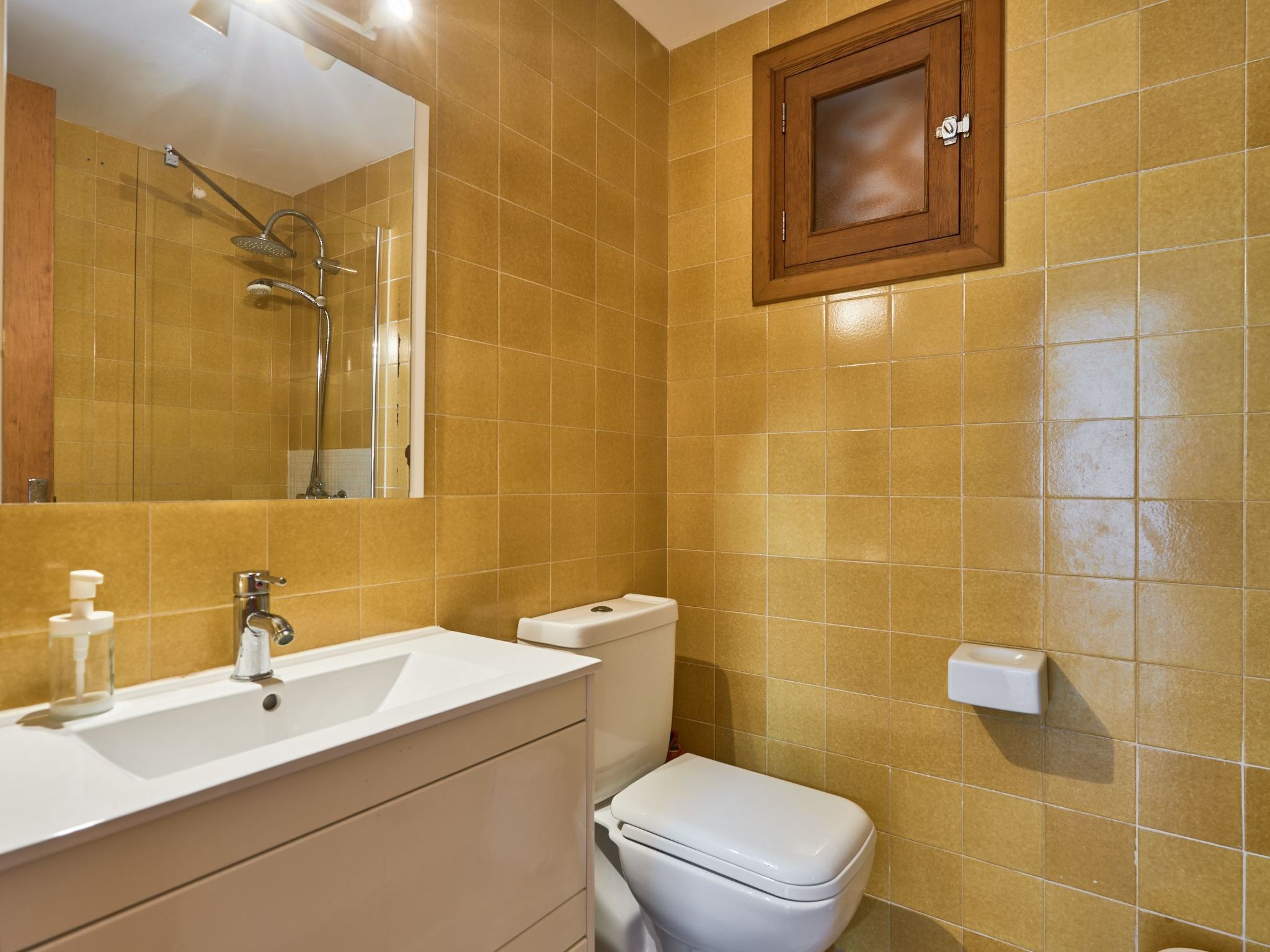 Mesquida-Image-tags.info