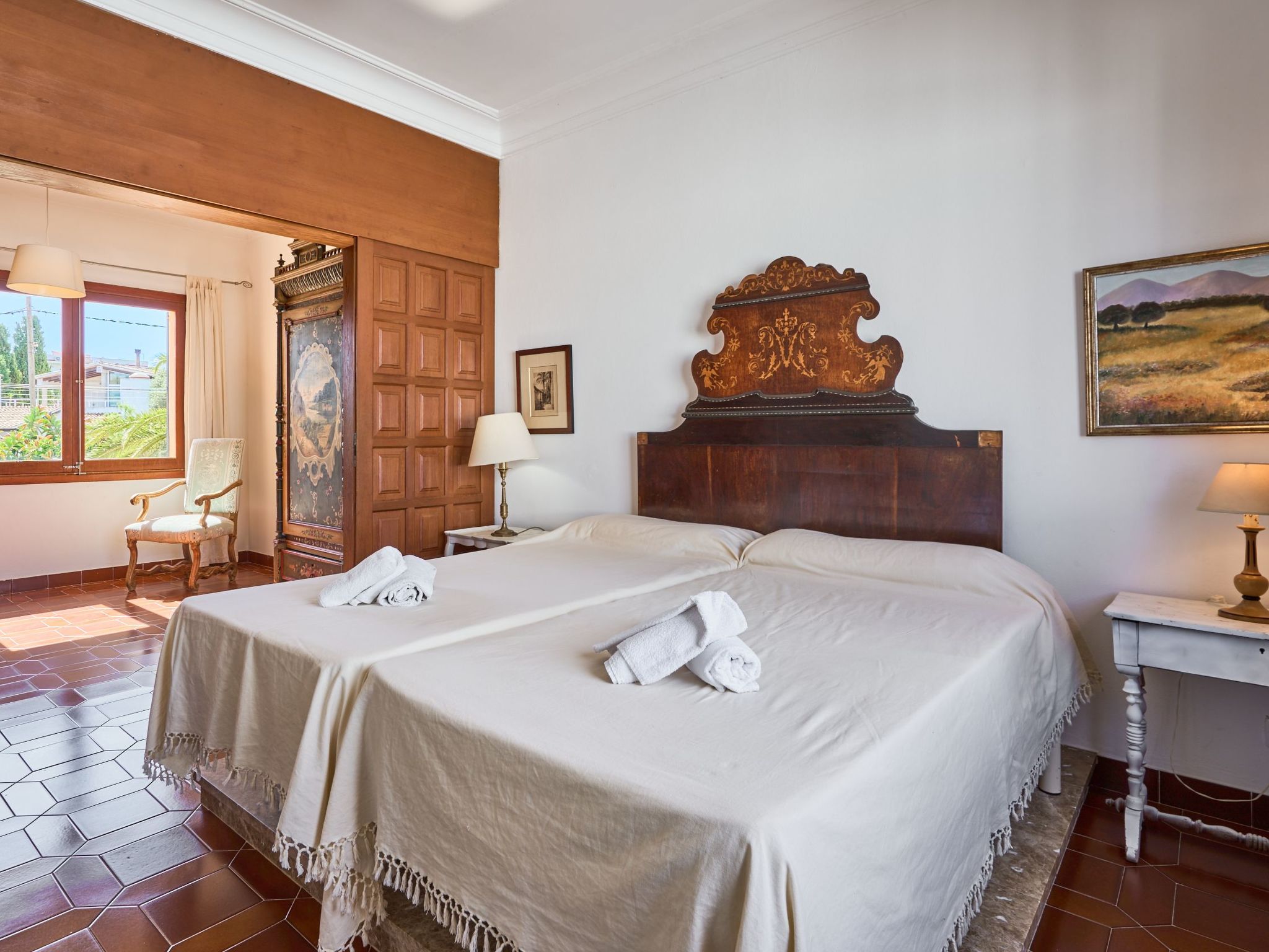 Mesquida-Image-tags.info