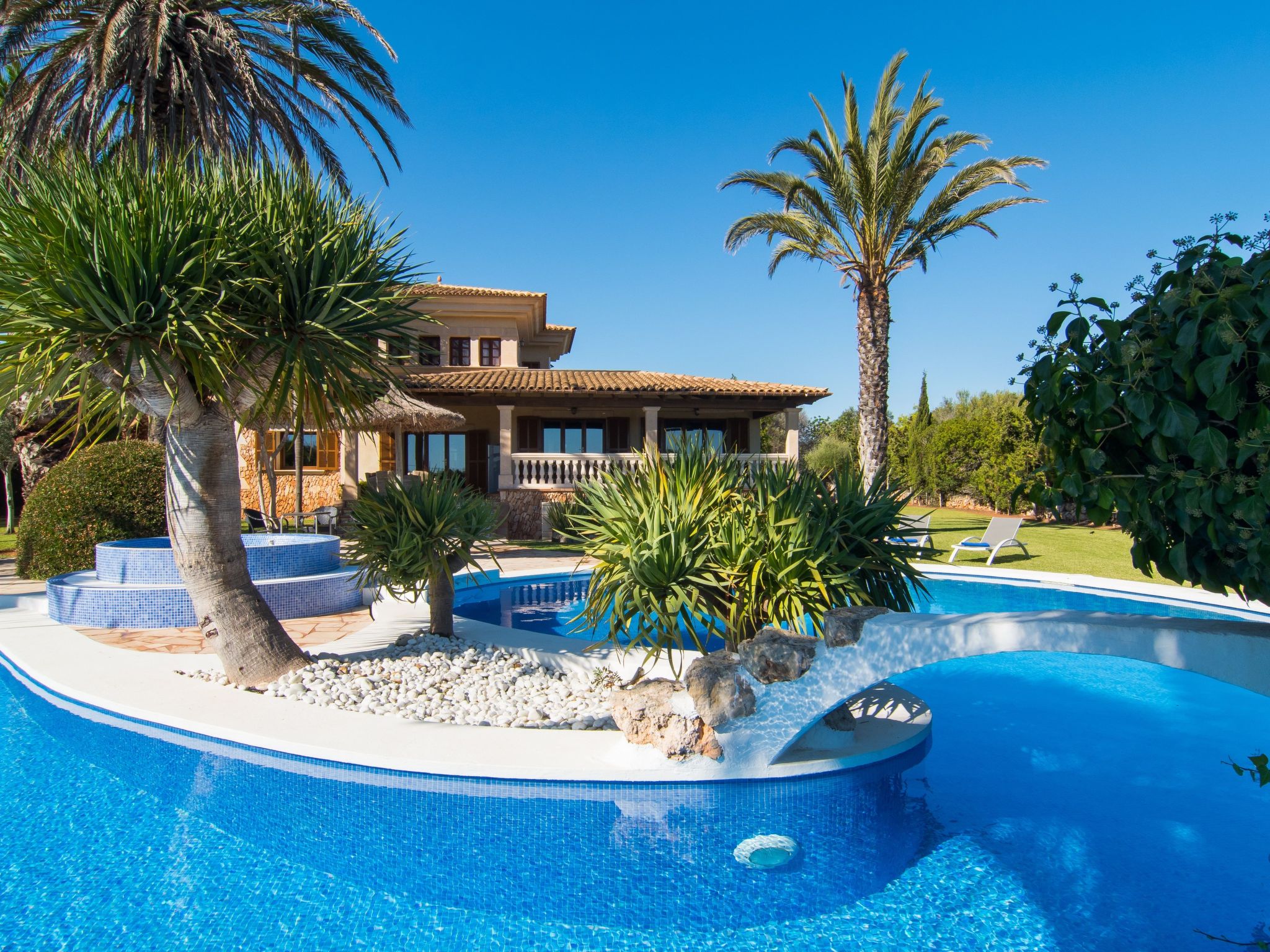 Sa Tanca nova mit Schwimmbad-Outside