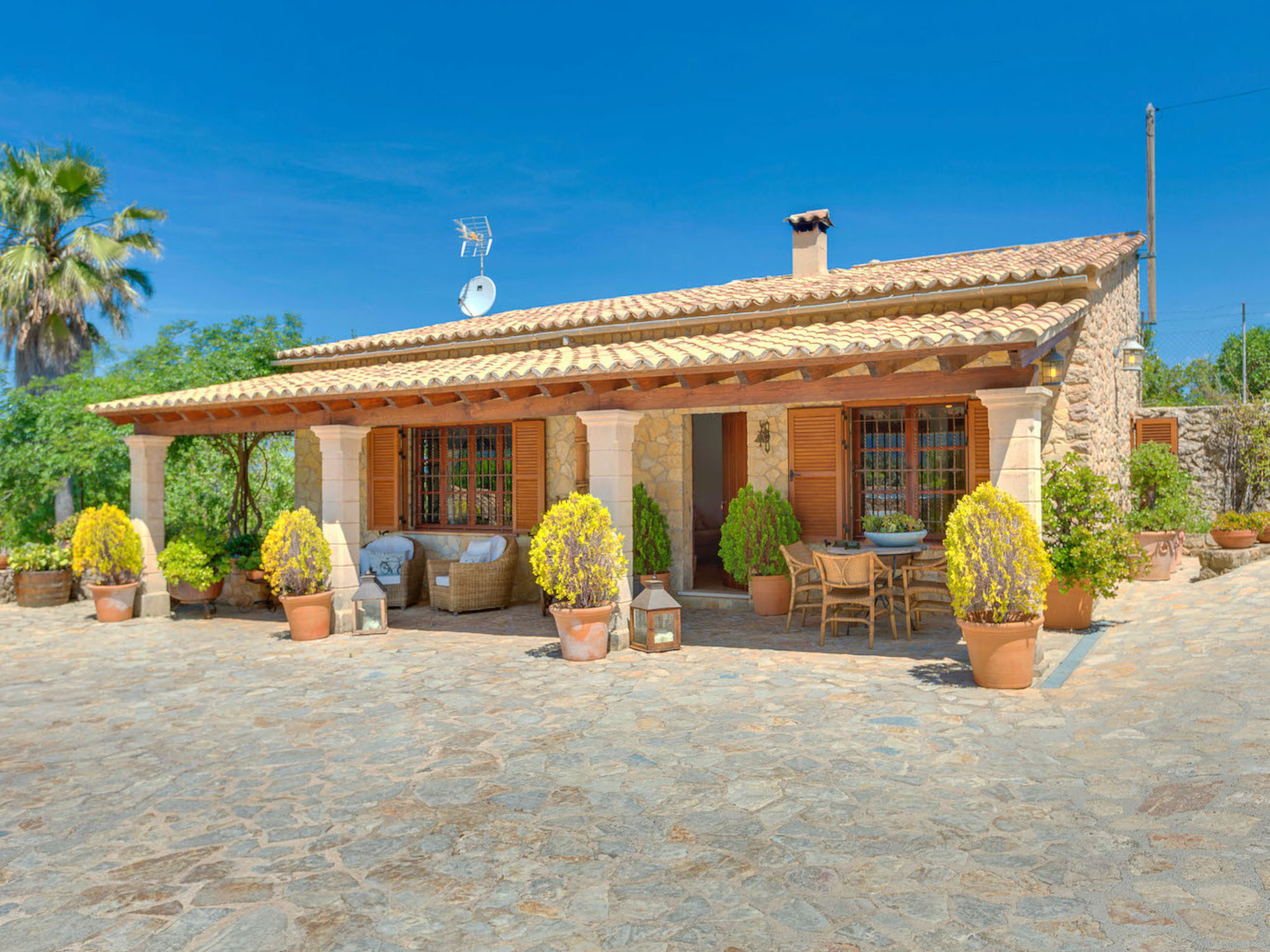 VILLA CAN SION - Buiten