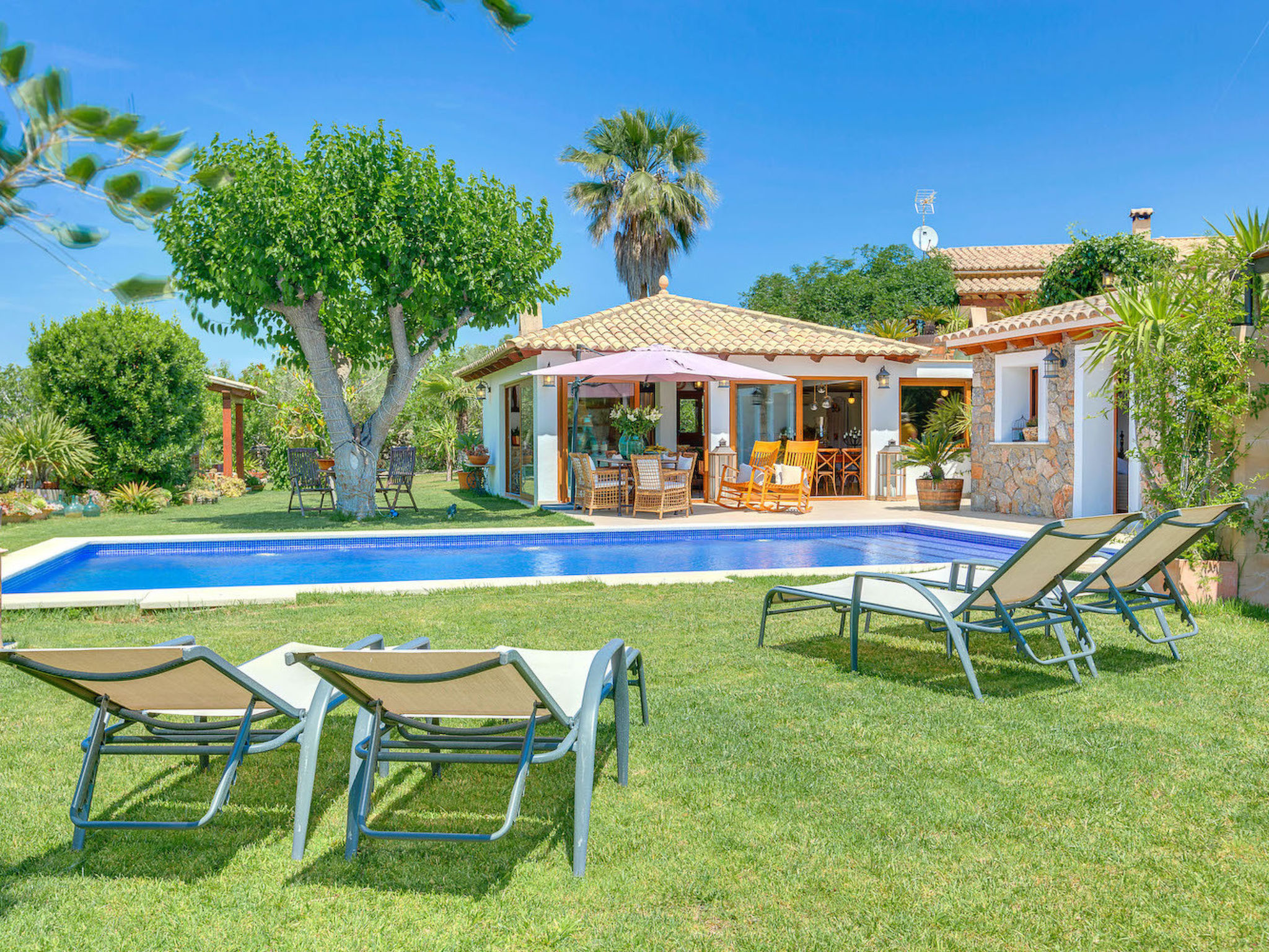 VILLA CAN SION - Buiten