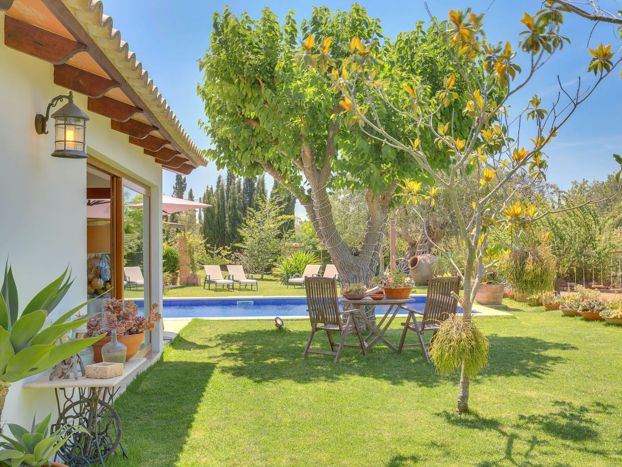 VILLA CAN SION - Buiten