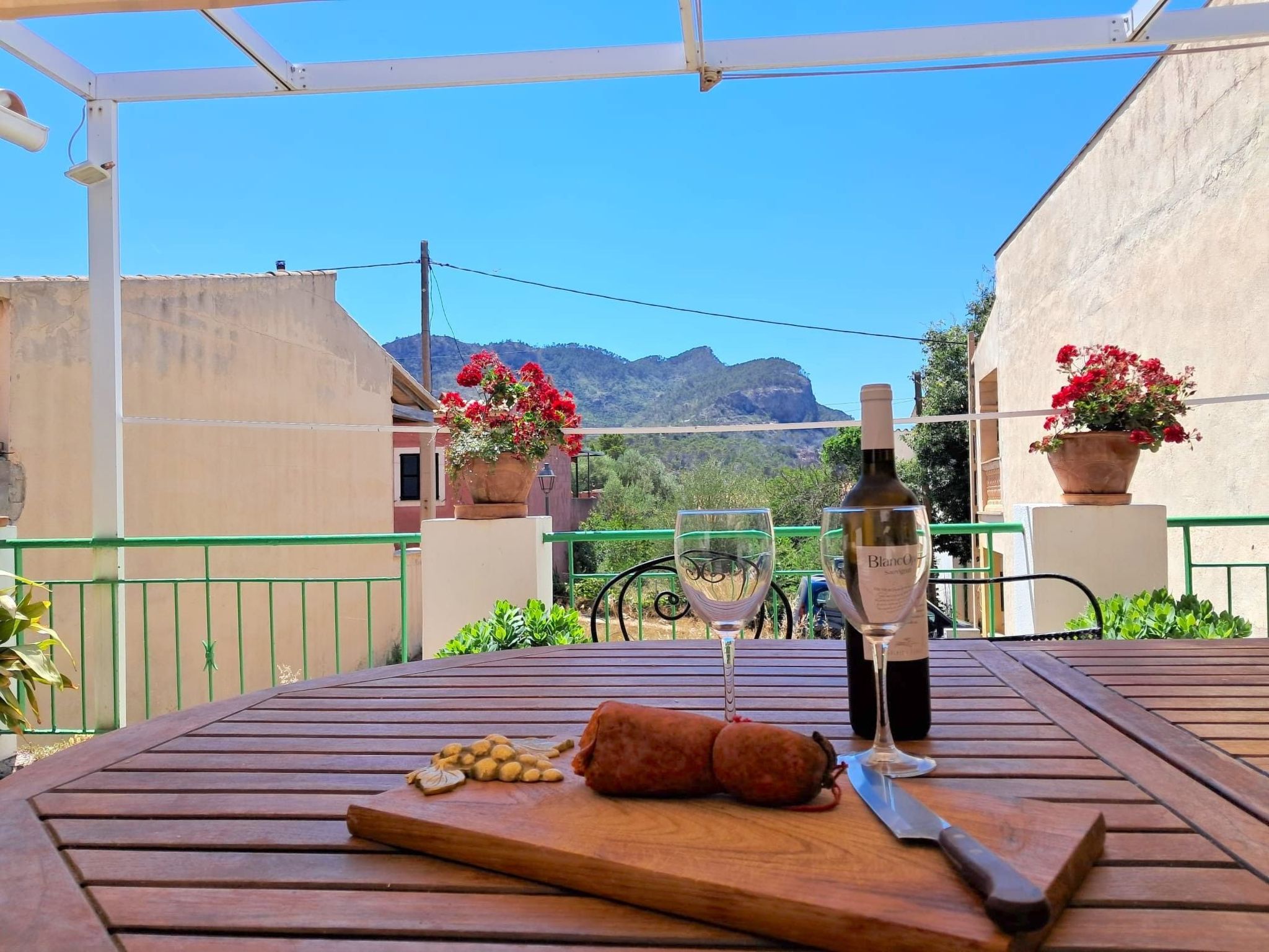 Cas Metge-Image-tags.info