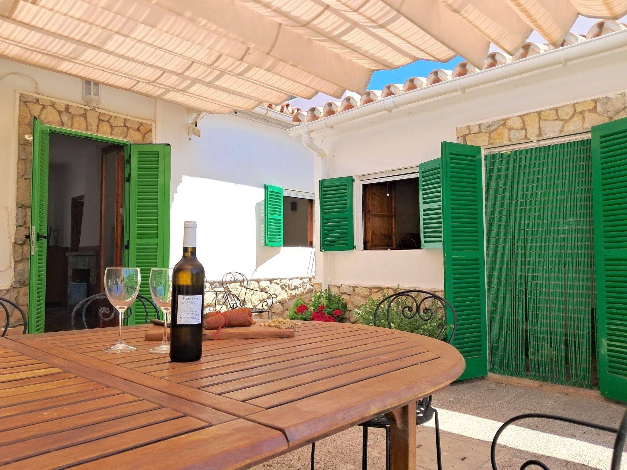 Cas Metge-Image-tags.info