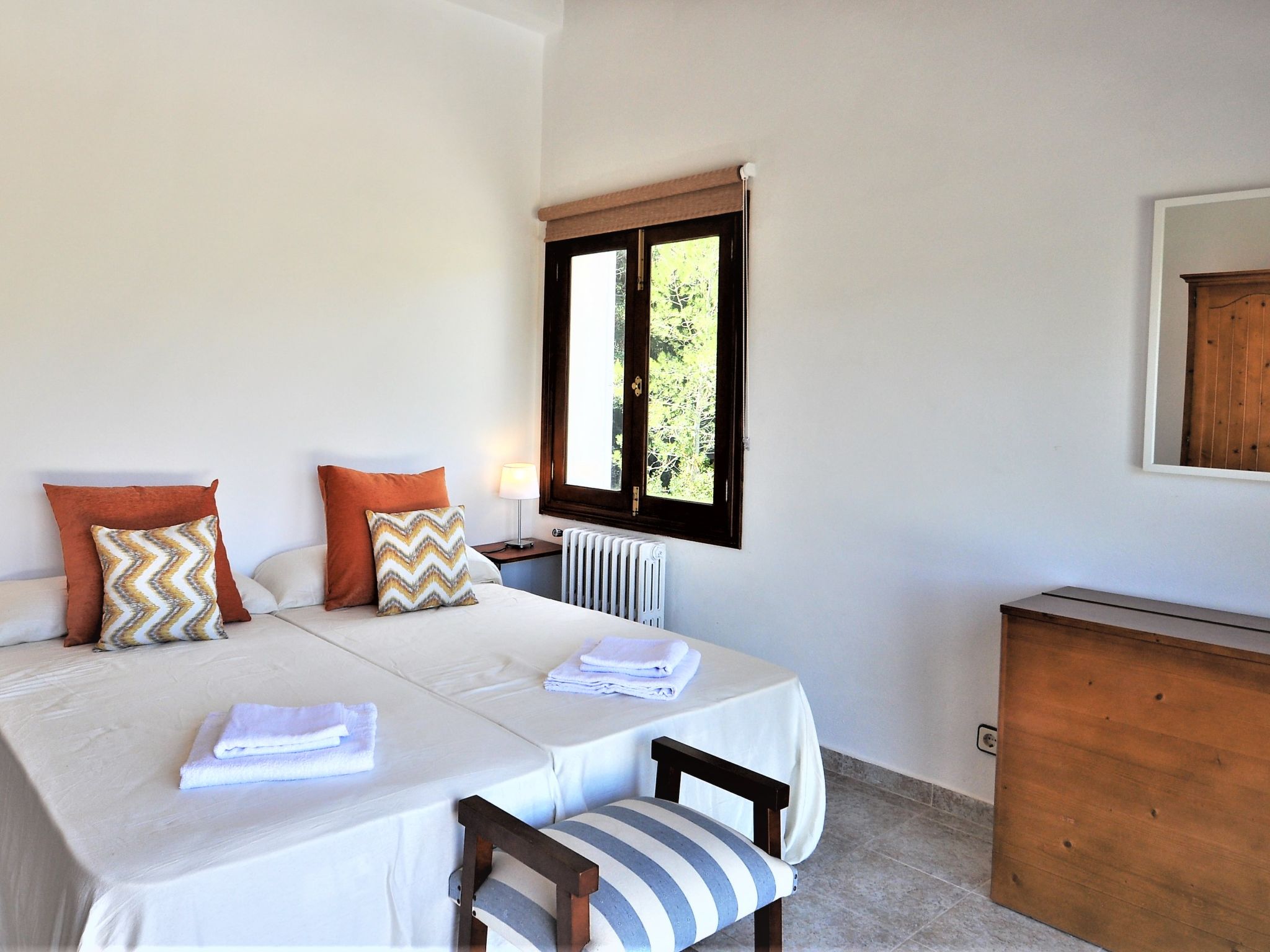 Villa con piscina privada, wifi, aire acondicionado y vistas a montaña ideal pa - Drinnen