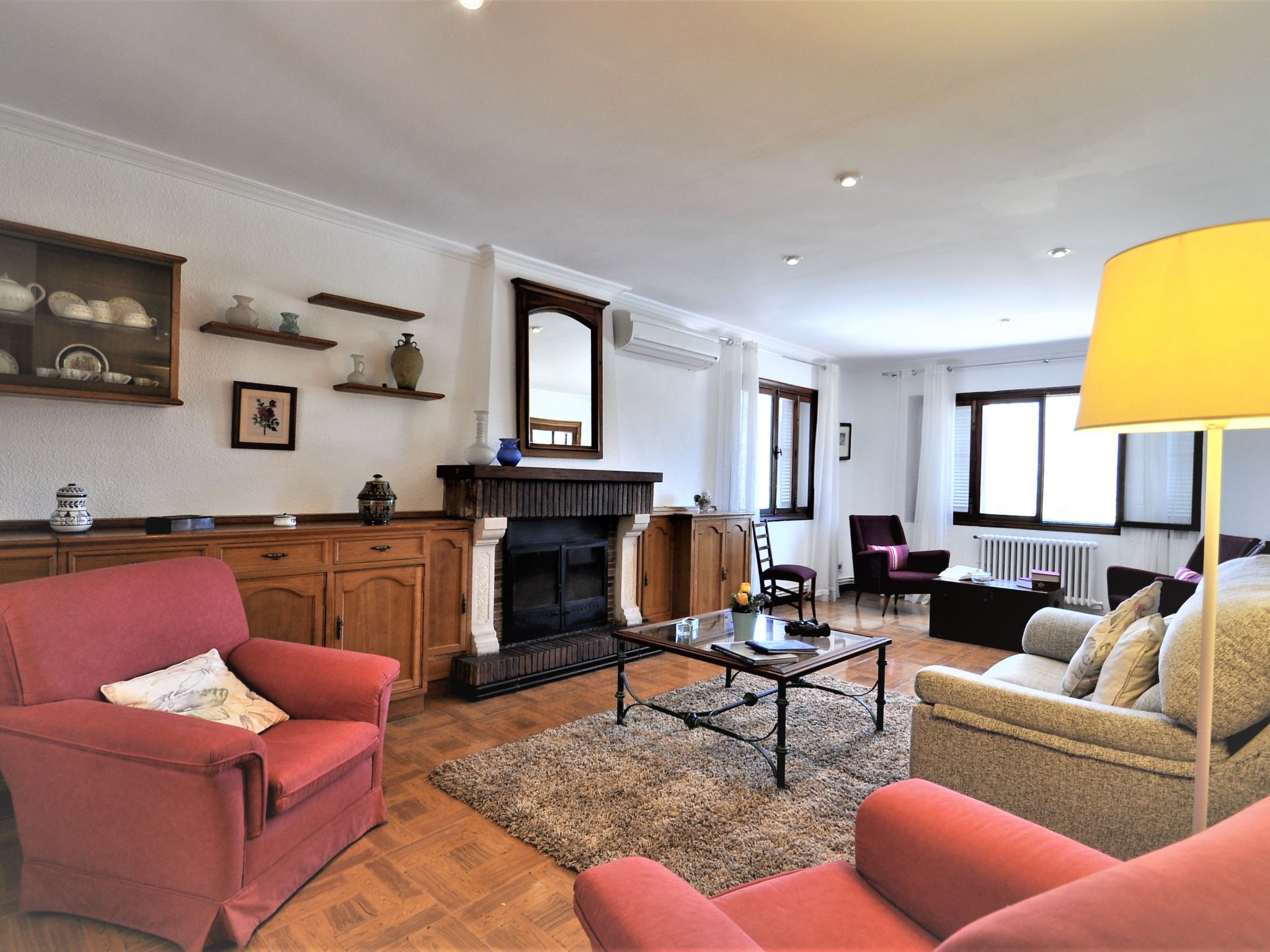 Maison Villa con piscina privada, wifi, aire acondicionado y vistas a montaña ideal pa – Séjour, photo 23 sur 56