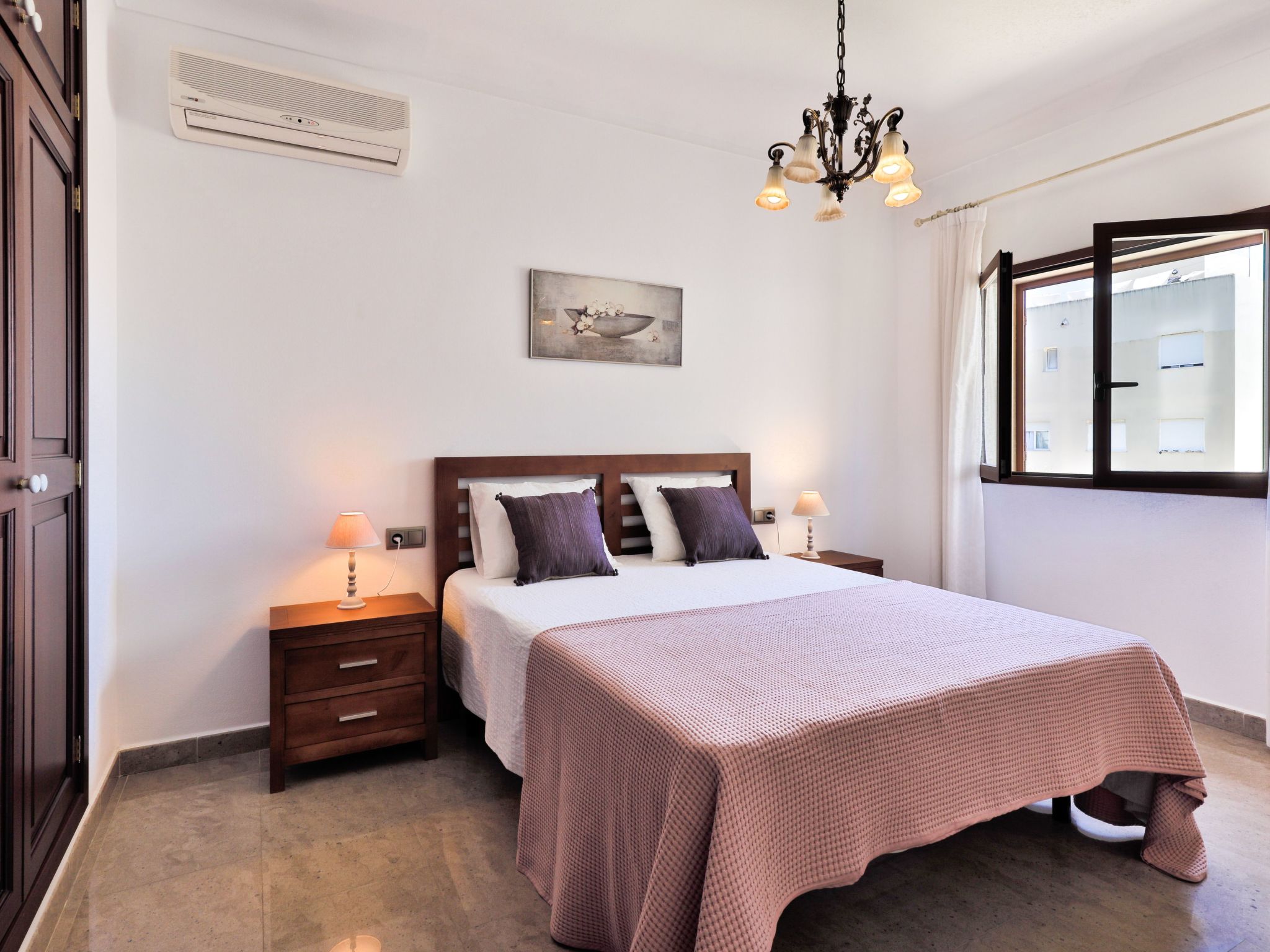 Vidal-Image-tags.info