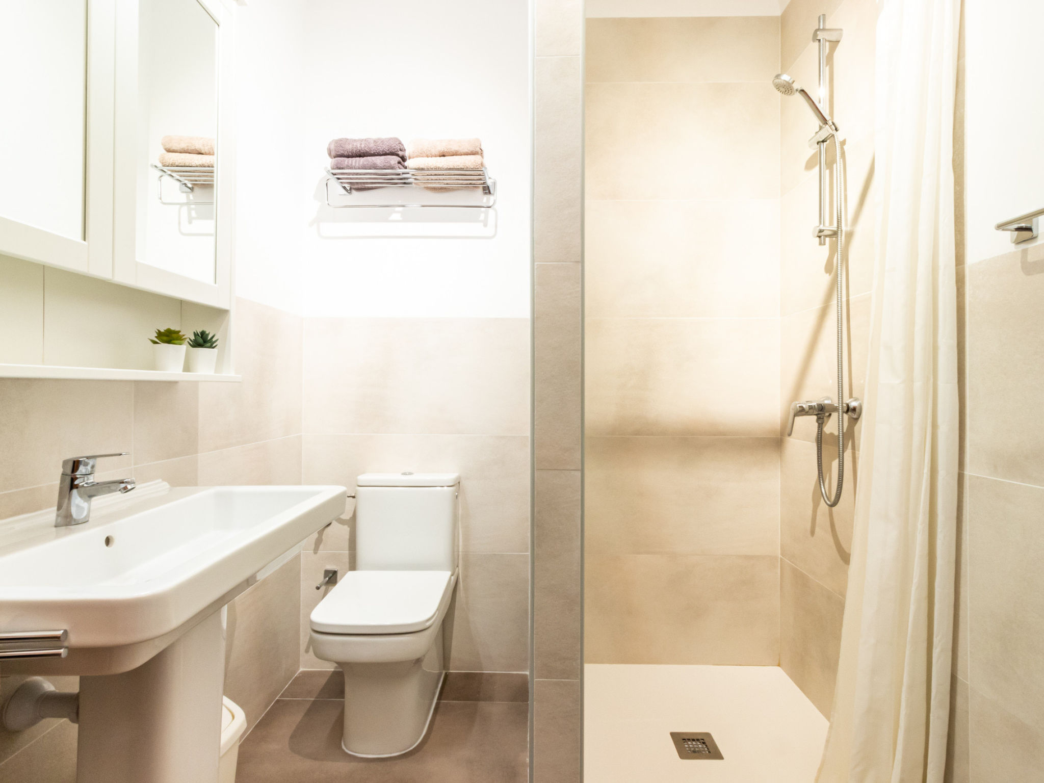 Appartement – Salle de bains, photo 22 sur 49