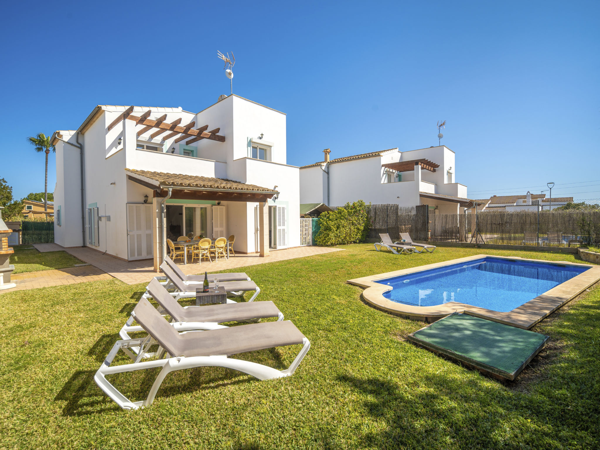 Son Ganxo II - Outside