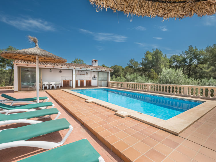 Search and Stay destination Cala Murada, IB - Spain from AU$ 404. Lisboa