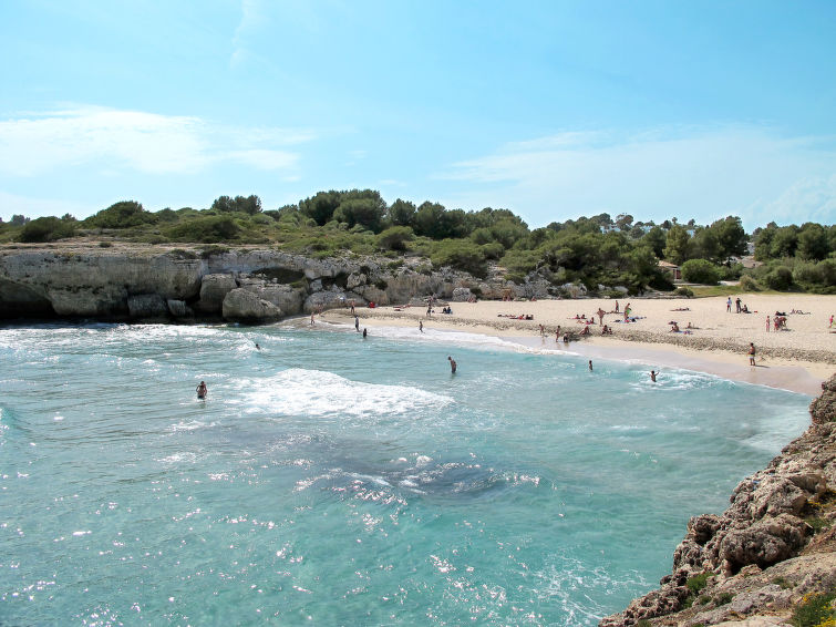 Cala Murada accommodation villas for rent in Cala Murada apartments to rent in Cala Murada holiday homes to rent in Cala Murada