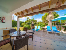 Holiday home Can Damia