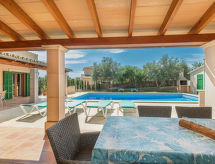 Maison Peña Rubia
