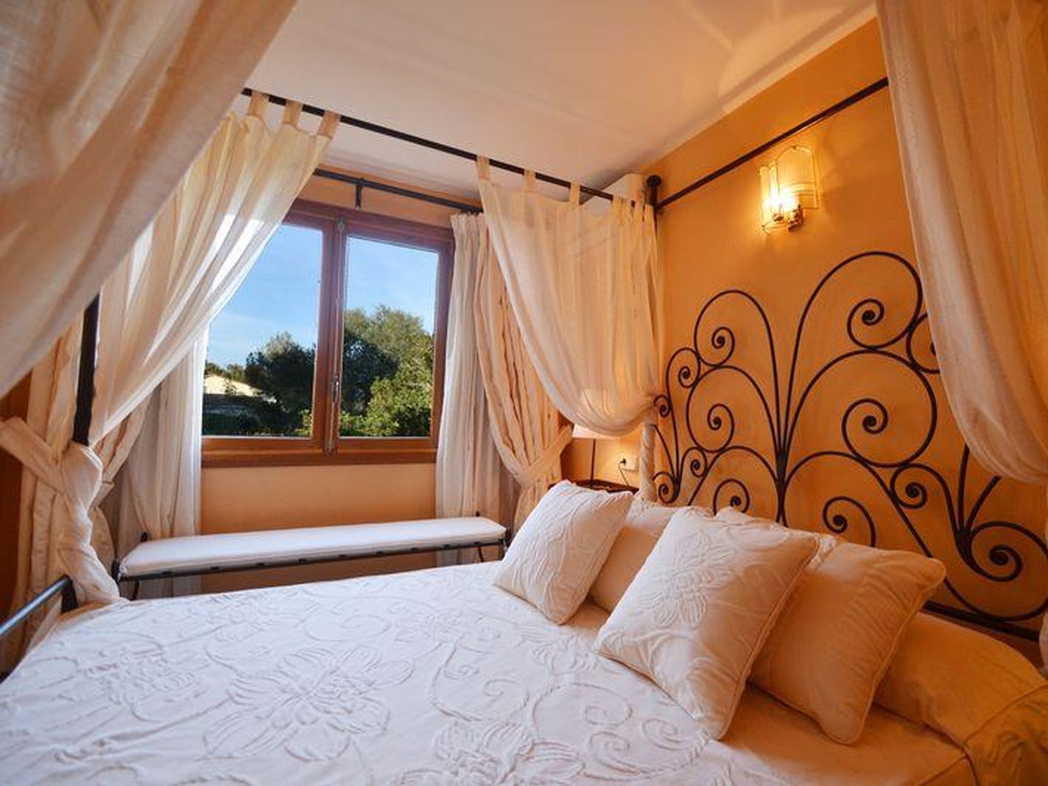 Villa Benestar: Luxe strandvilla voor 8 personen in Cala Vinyes, Mallorca - foto 17
