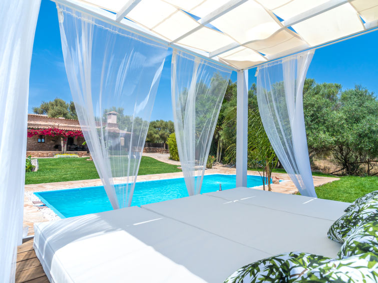 Search and Stay destination Illes Balears, IB - Spain from AU$ 668. Sa Caseta