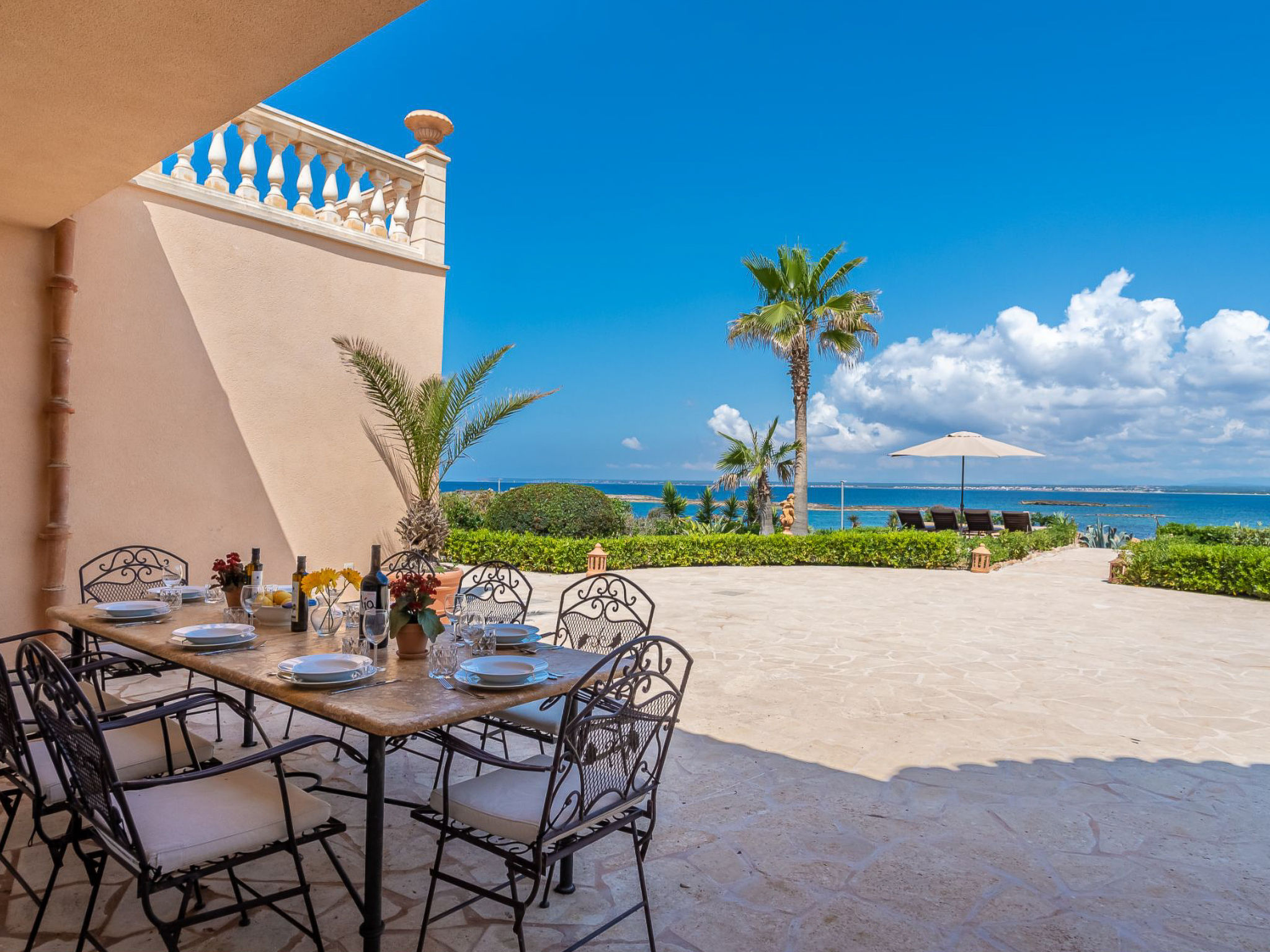 Stijlvolle villa direct aan zee in Colònia Sant Jordi, Mallorca - foto 39