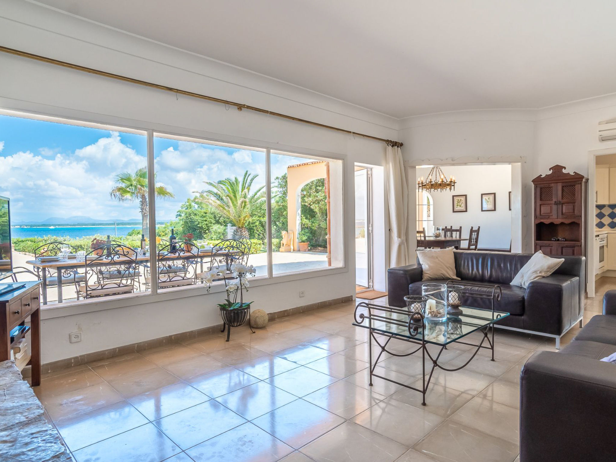 Stijlvolle villa direct aan zee in Colònia Sant Jordi, Mallorca - foto 6