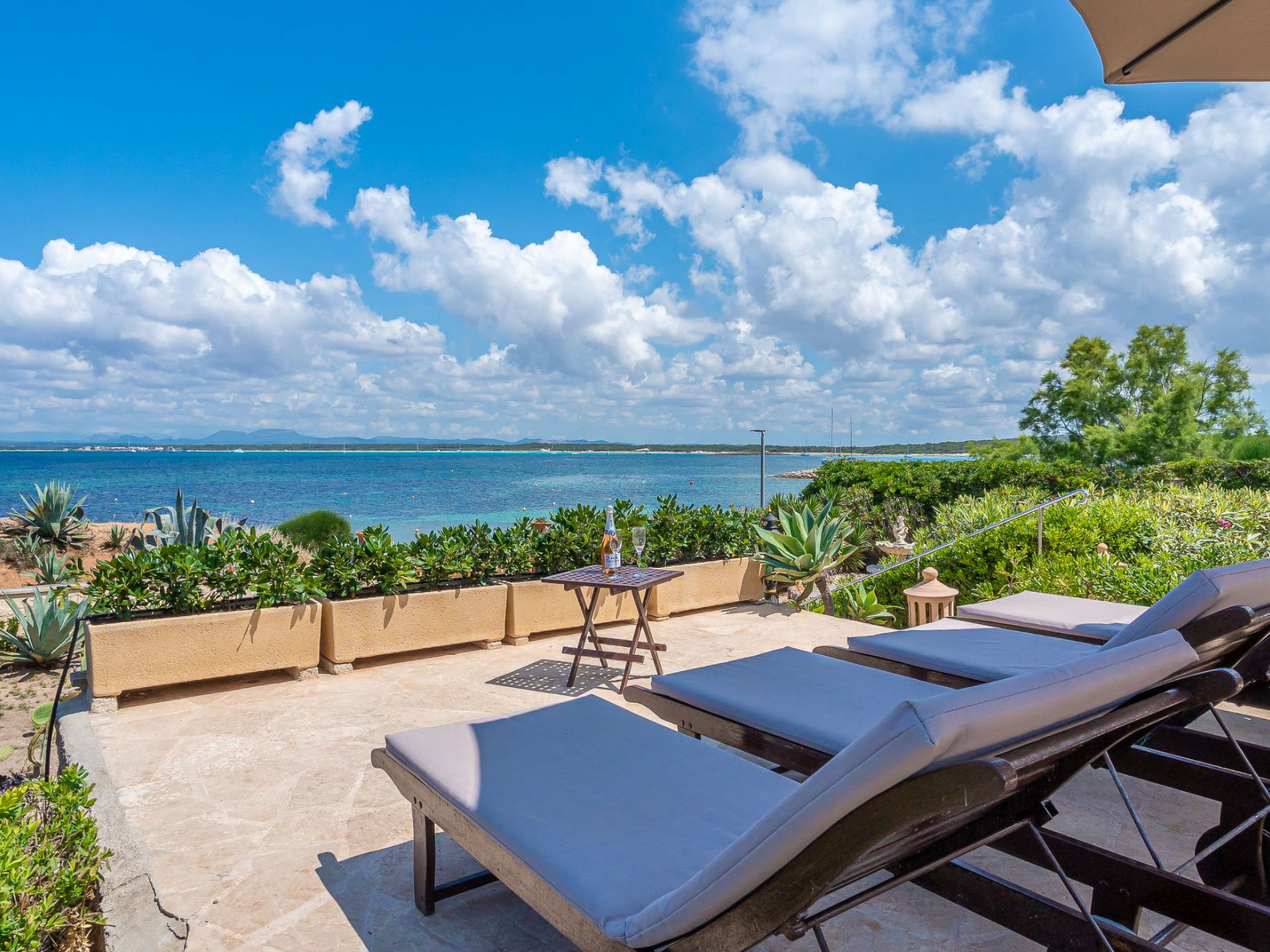 Stijlvolle villa direct aan zee in Colònia Sant Jordi, Mallorca - foto 29