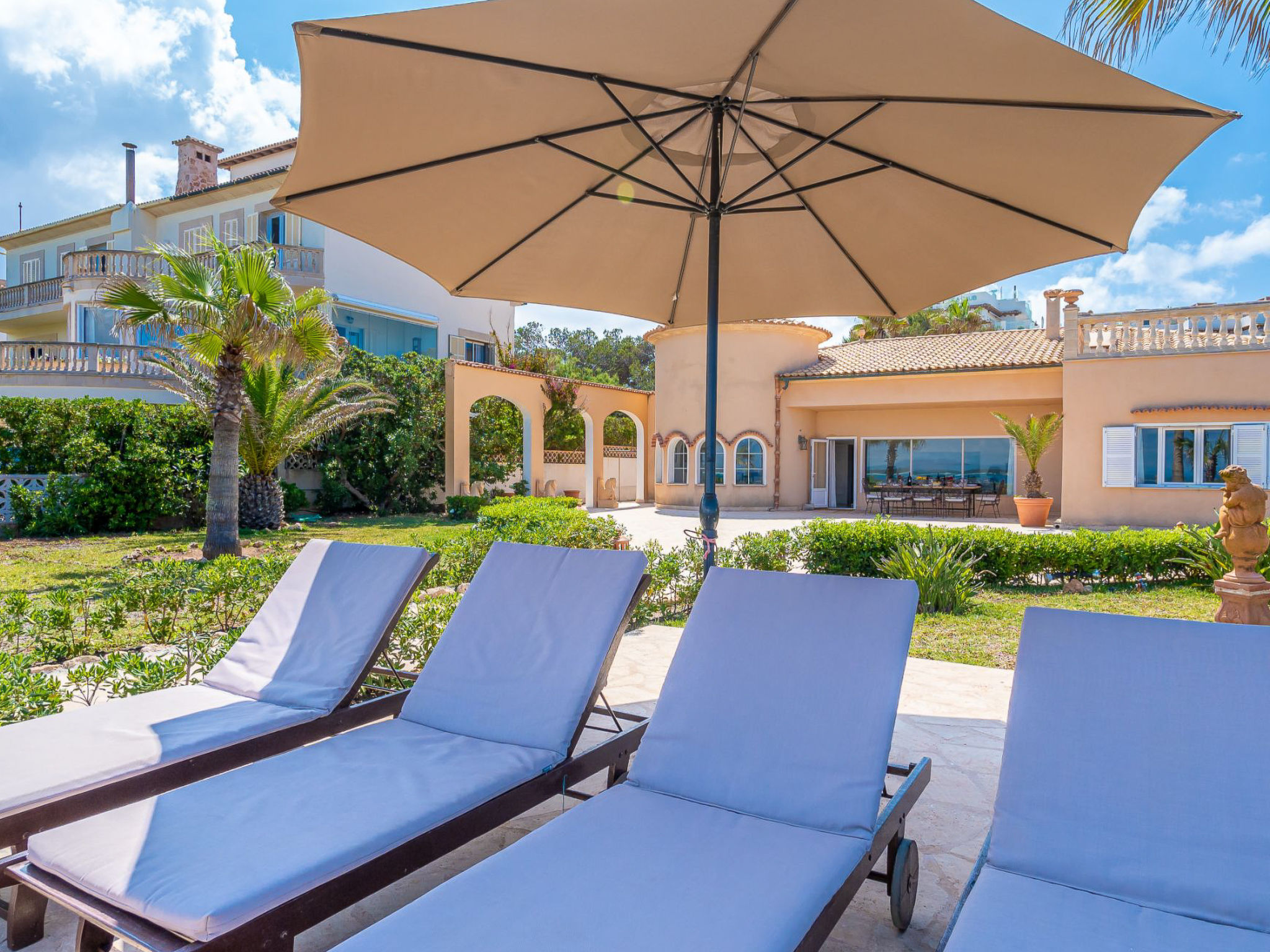 Stijlvolle villa direct aan zee in Colònia Sant Jordi, Mallorca - foto 31