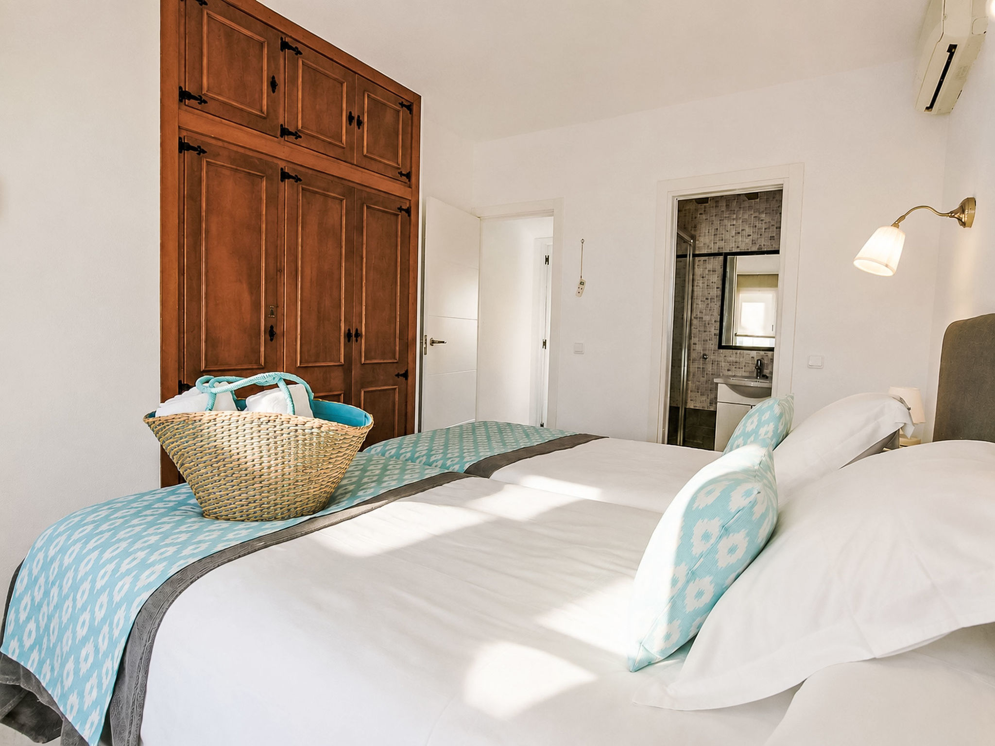 Mit Privatpool für 6 Personen ca. 120 m&sup2; in Son Ferrer, Balearen (Mallorca - Binnen
