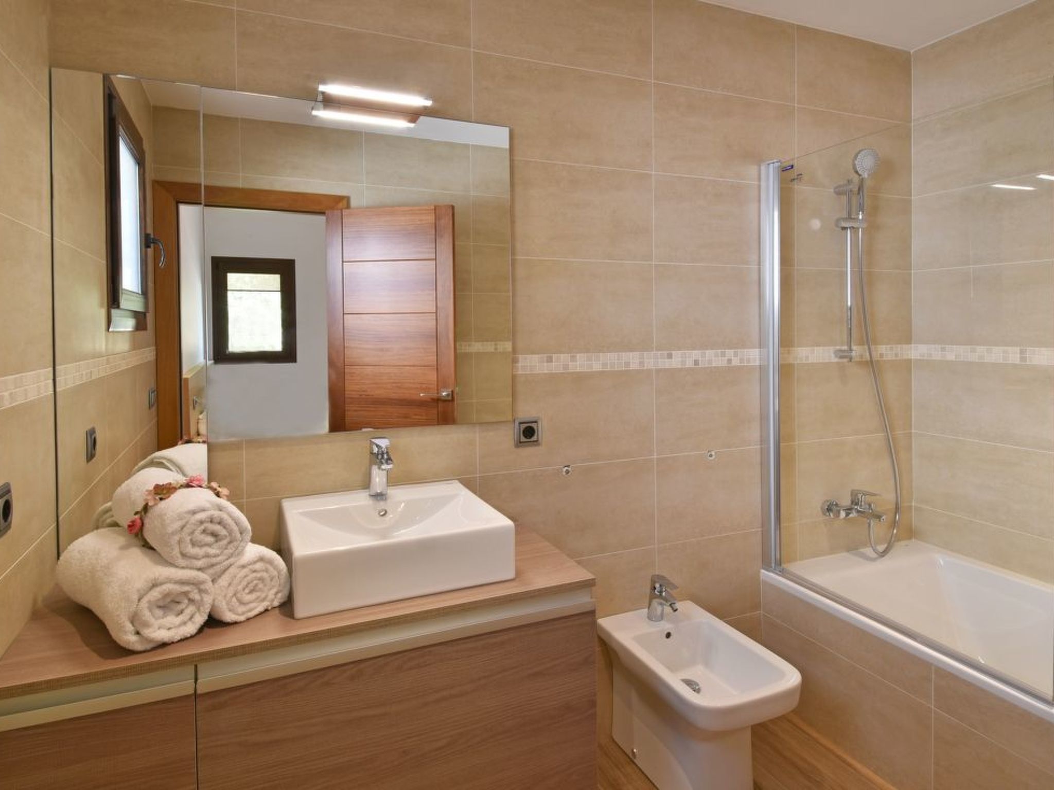 Chalet Porto Petro - Image-tags.info