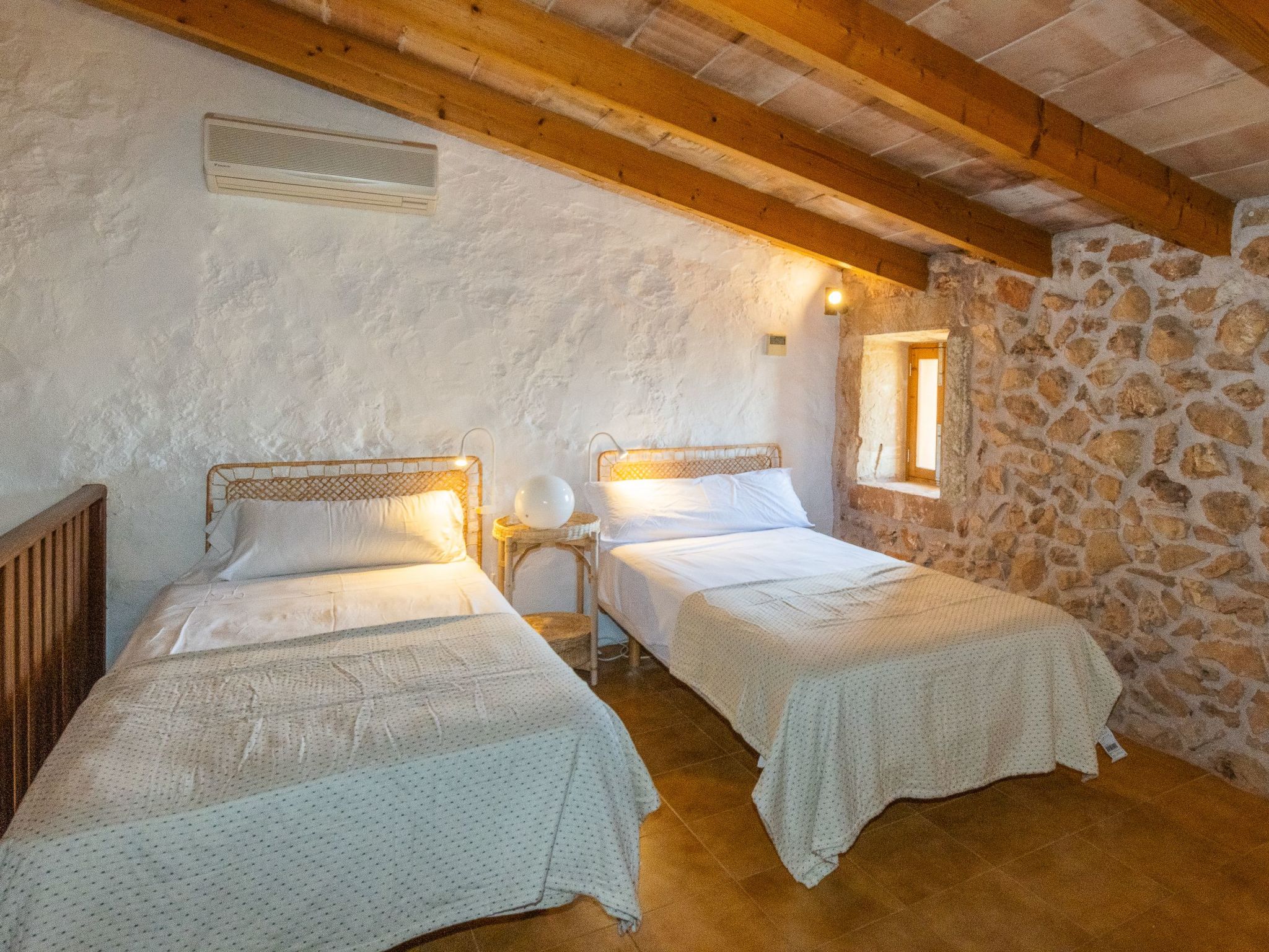 Petita des Llombards-Image-tags.info