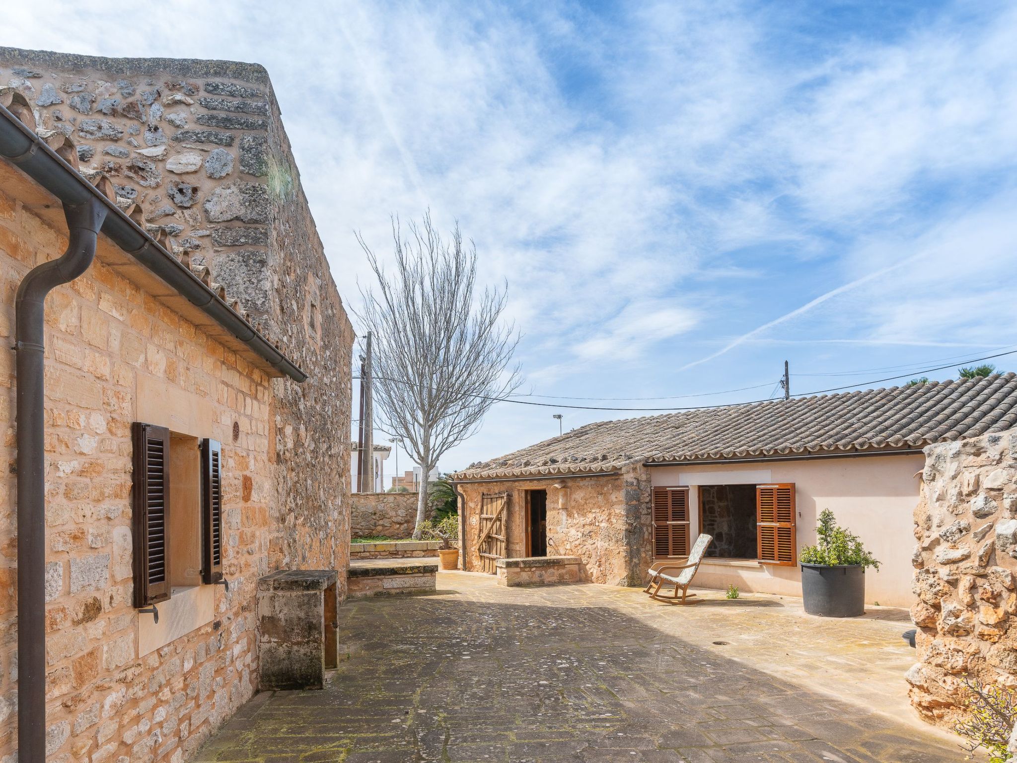 Petita des Llombards-Image-tags.info