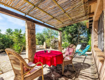 Stijlvol appartement voor één persoon op Adults Only Finca bij golfbaan - thumbnail 2