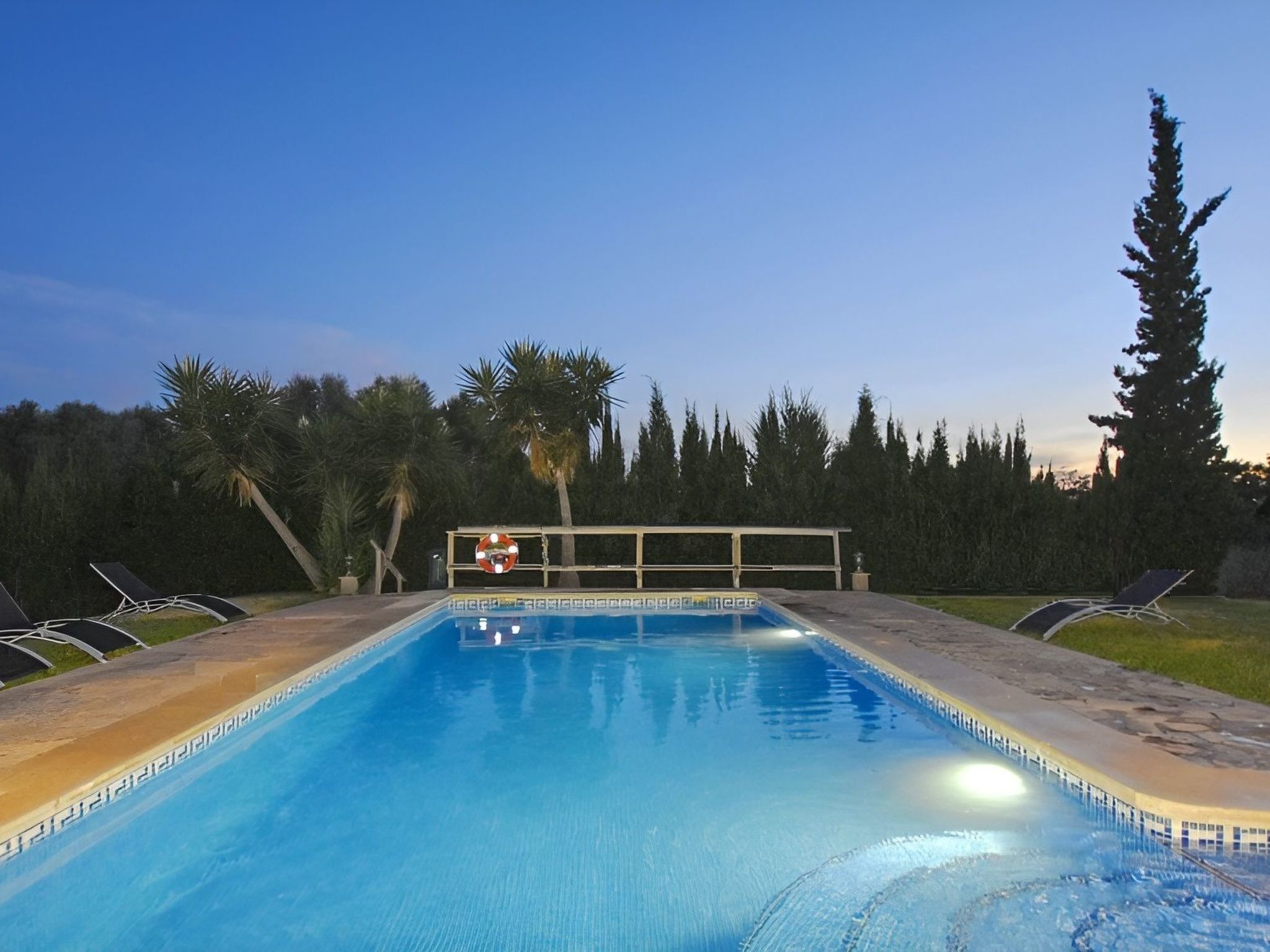 Gemütliches Ferienhaus mit Pool-Image-tags.info