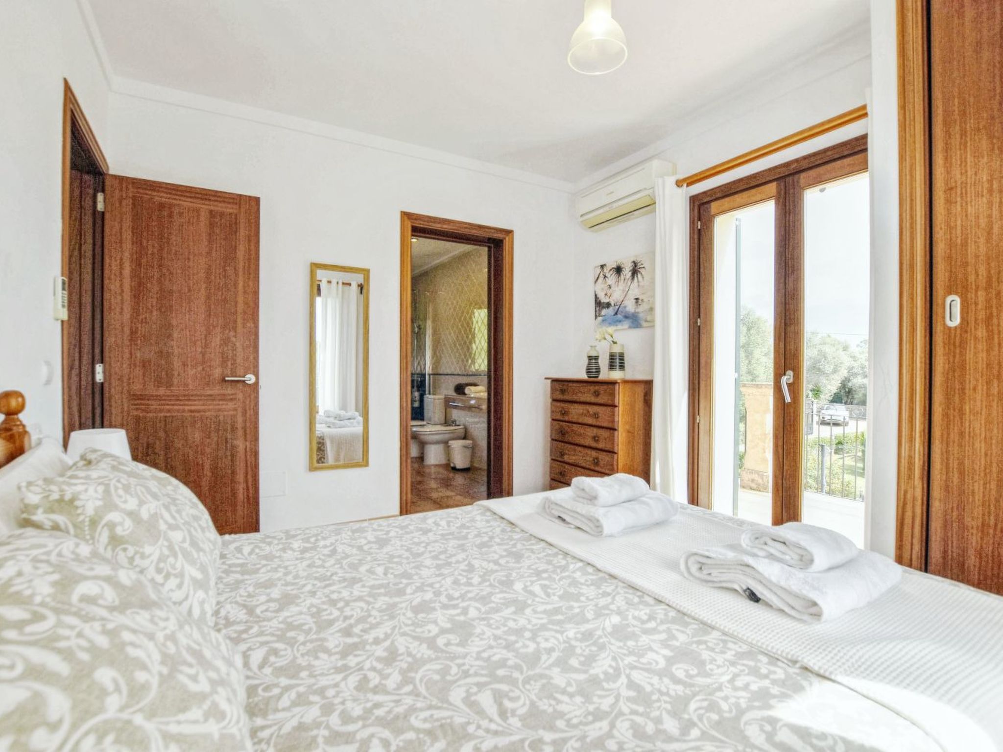 Gemütliches Ferienhaus mit Pool-Image-tags.info