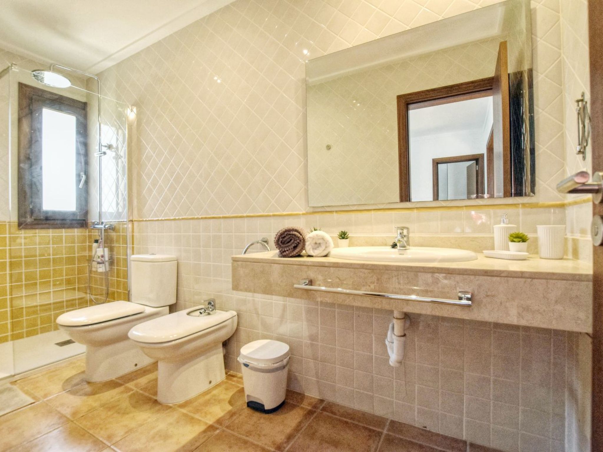 Gemütliches Ferienhaus mit Pool-Image-tags.info