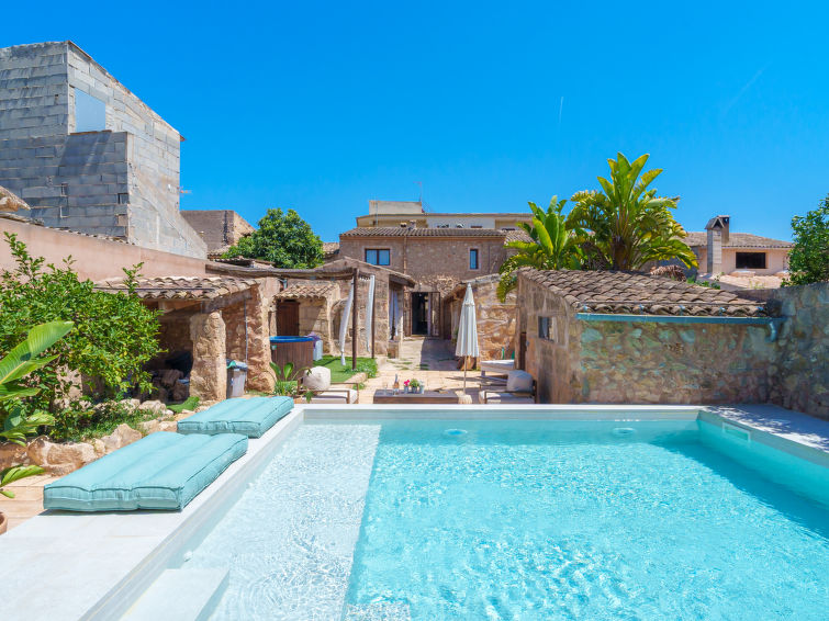 Vakantiehuis met privézwembad in Vilafranca voor 6 personen in Vilafranca