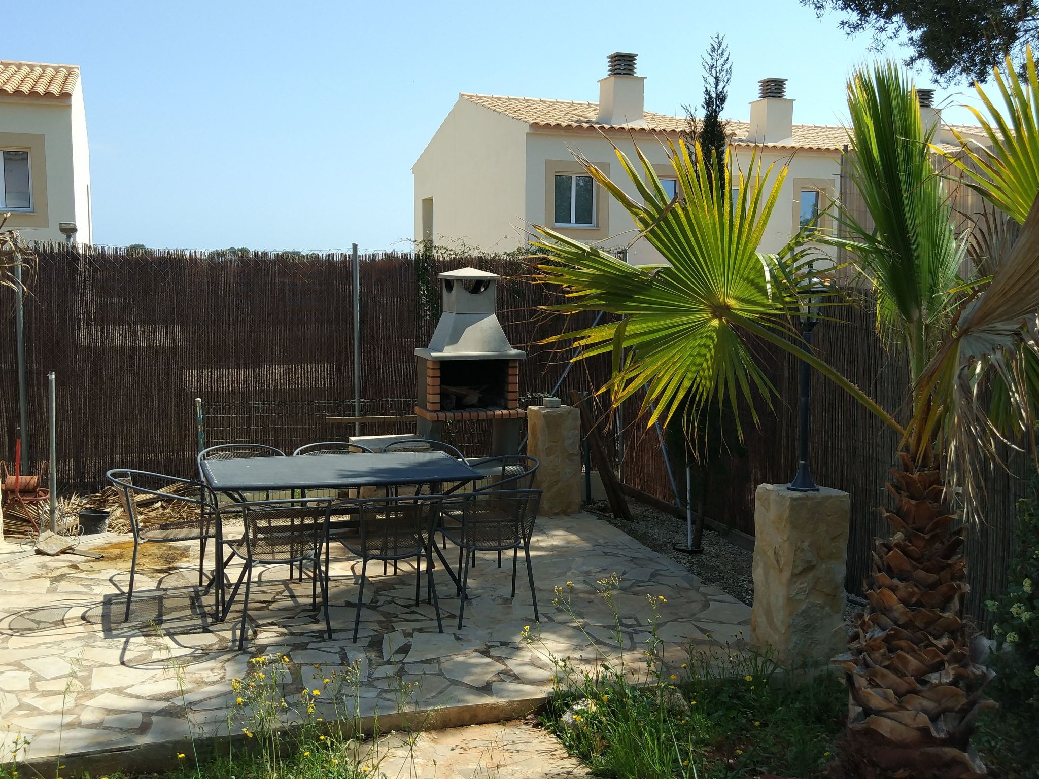 In Porto Cristo Novo mit Garten-Image-tags.info