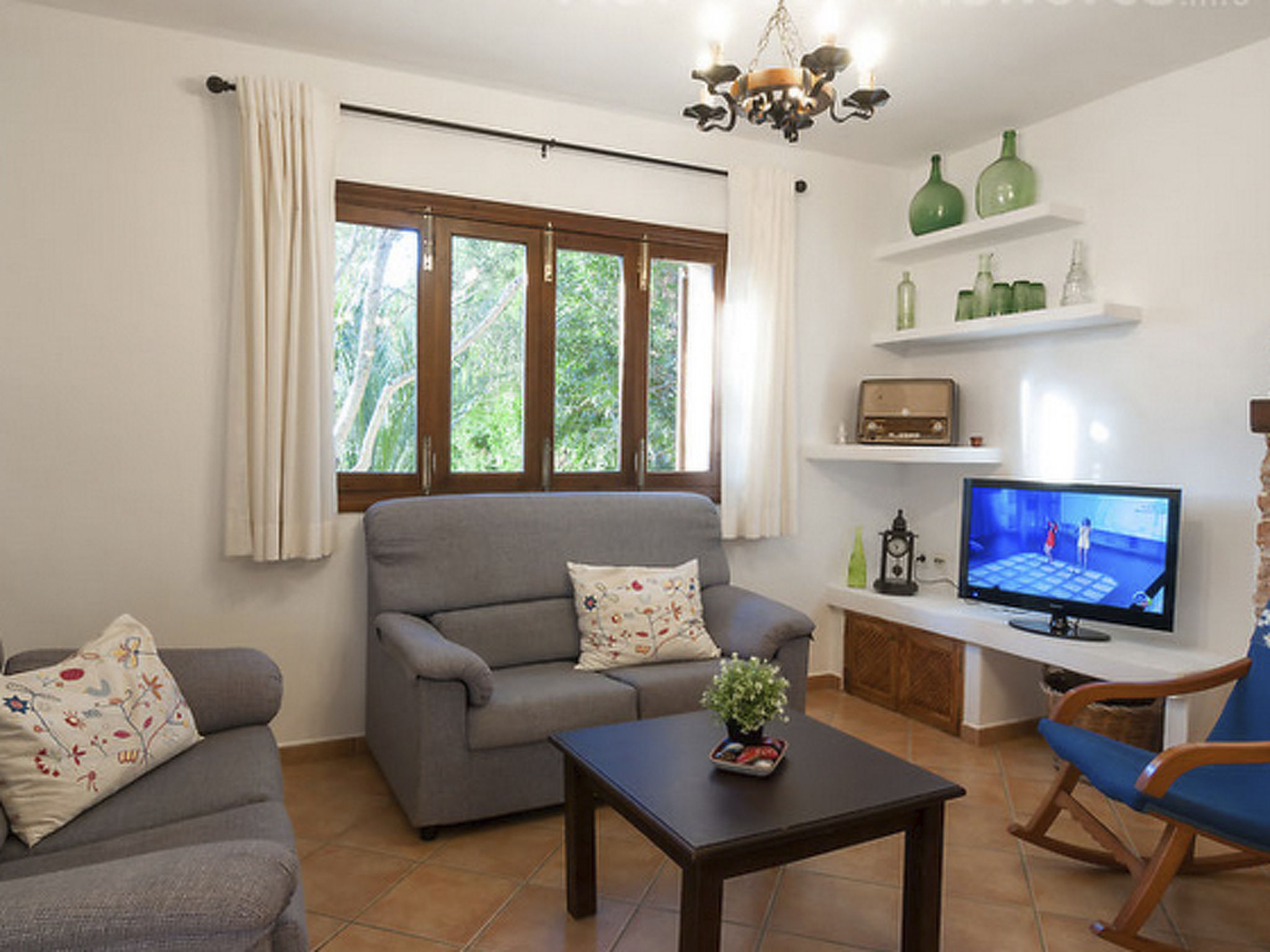 Finca Casa Alba - großer Außenbereich für Kinder-Image-tags.info