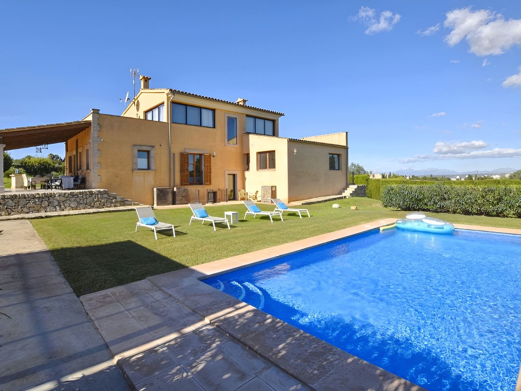 Schöne Finca in der Nähe der Rafal Nadal Akademie-Draußen