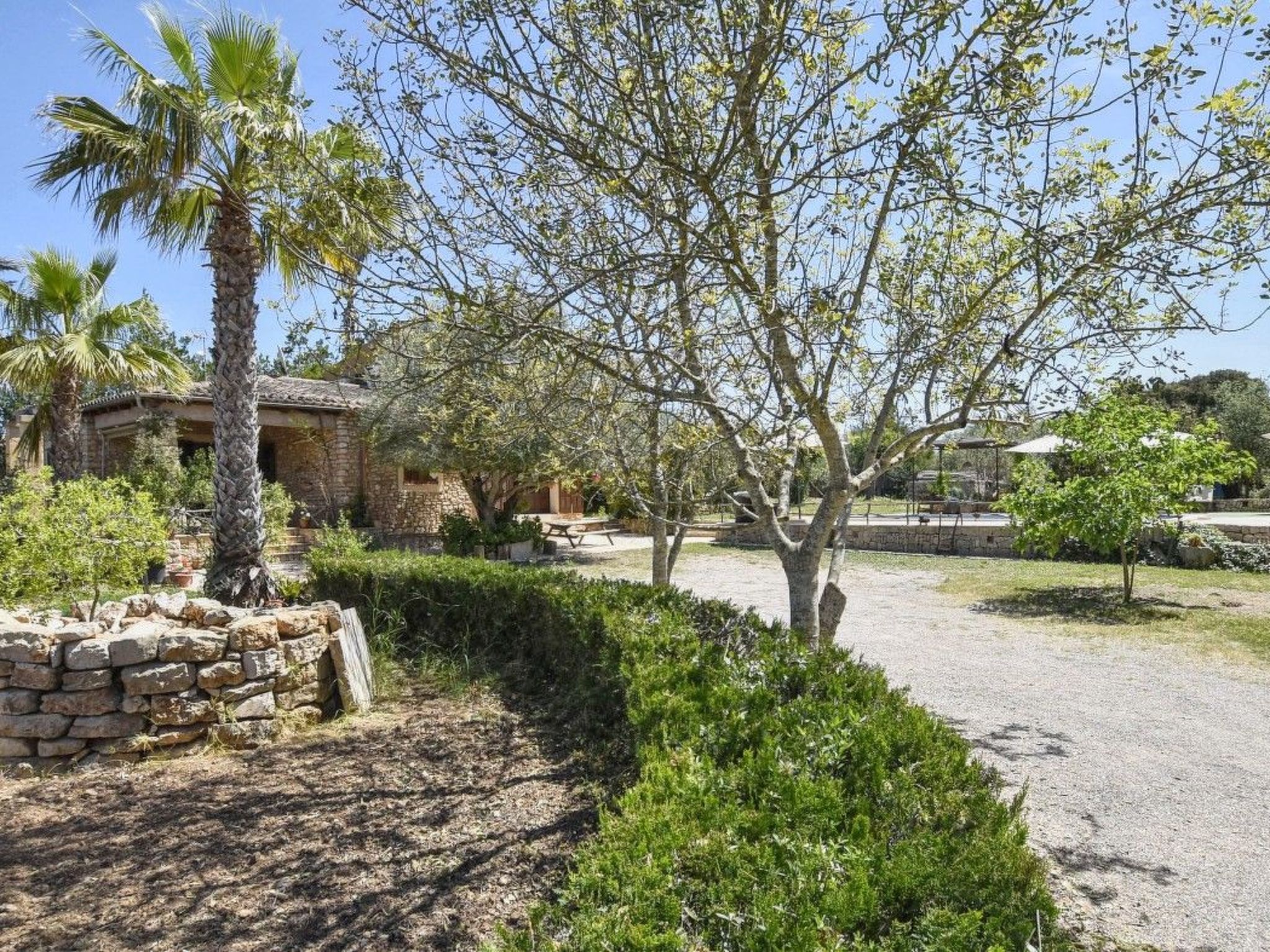 Schönes Landhaus in der Nähe von Manacor mit Pool und Klimaanlage-Draußen
