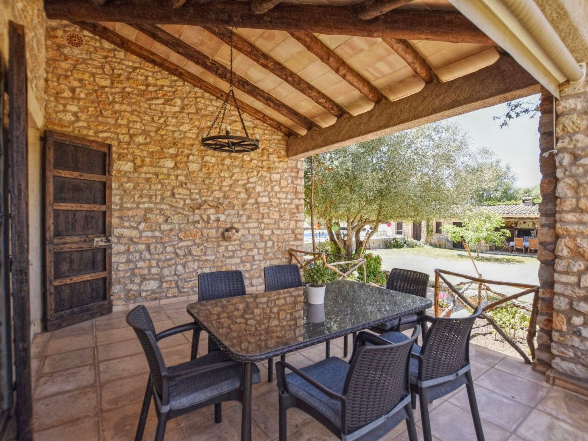 Schönes Landhaus in der Nähe von Manacor mit Pool und Klimaanlage-Draußen